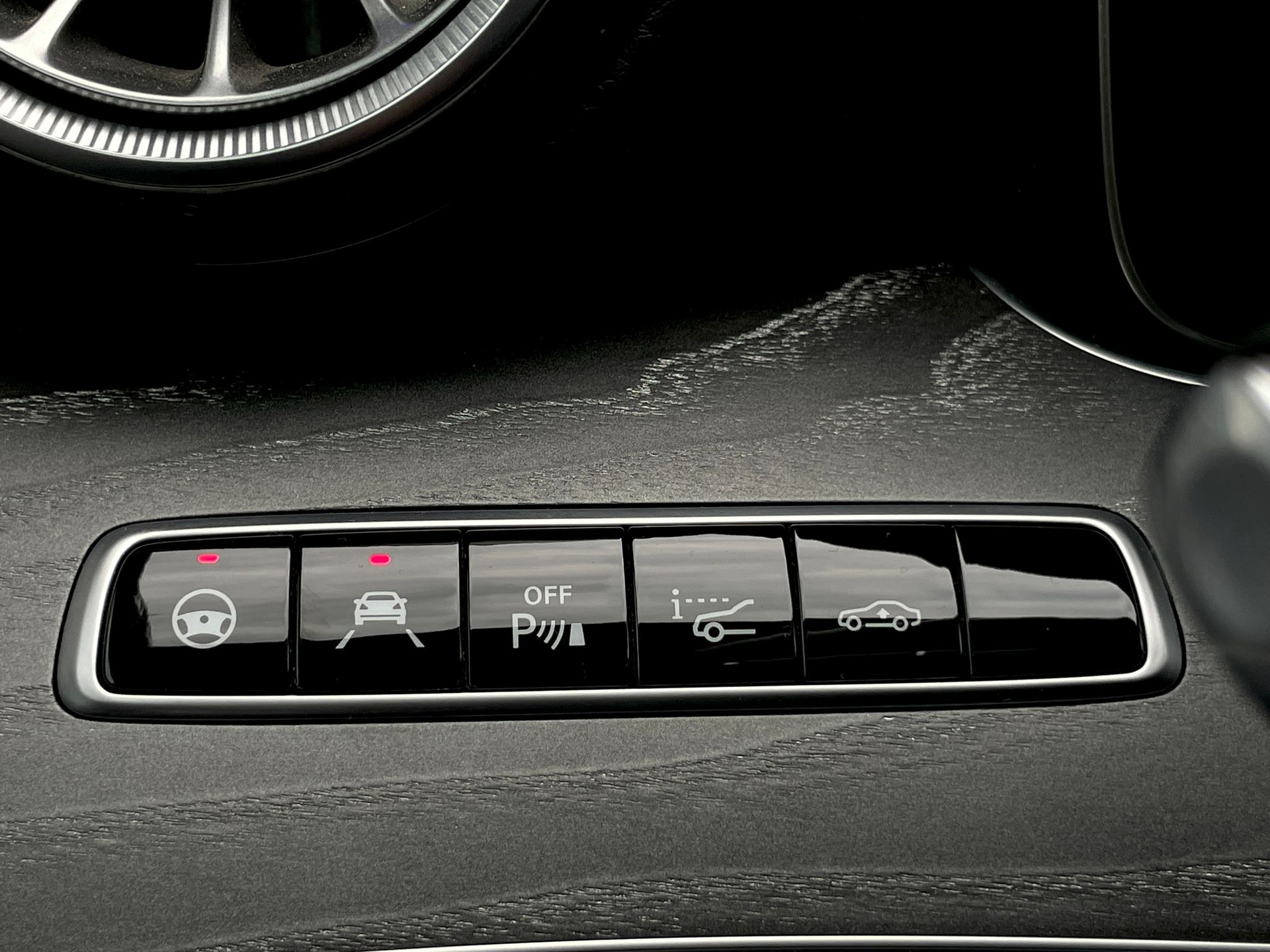 MERCEDES-BENZ AMG GT 4 53 4Matic+ Speedshift TCT-image-21