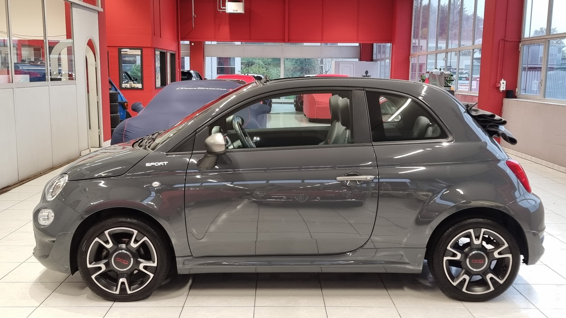 FIAT 500 C 1.0 Hybrid Sport-image-2