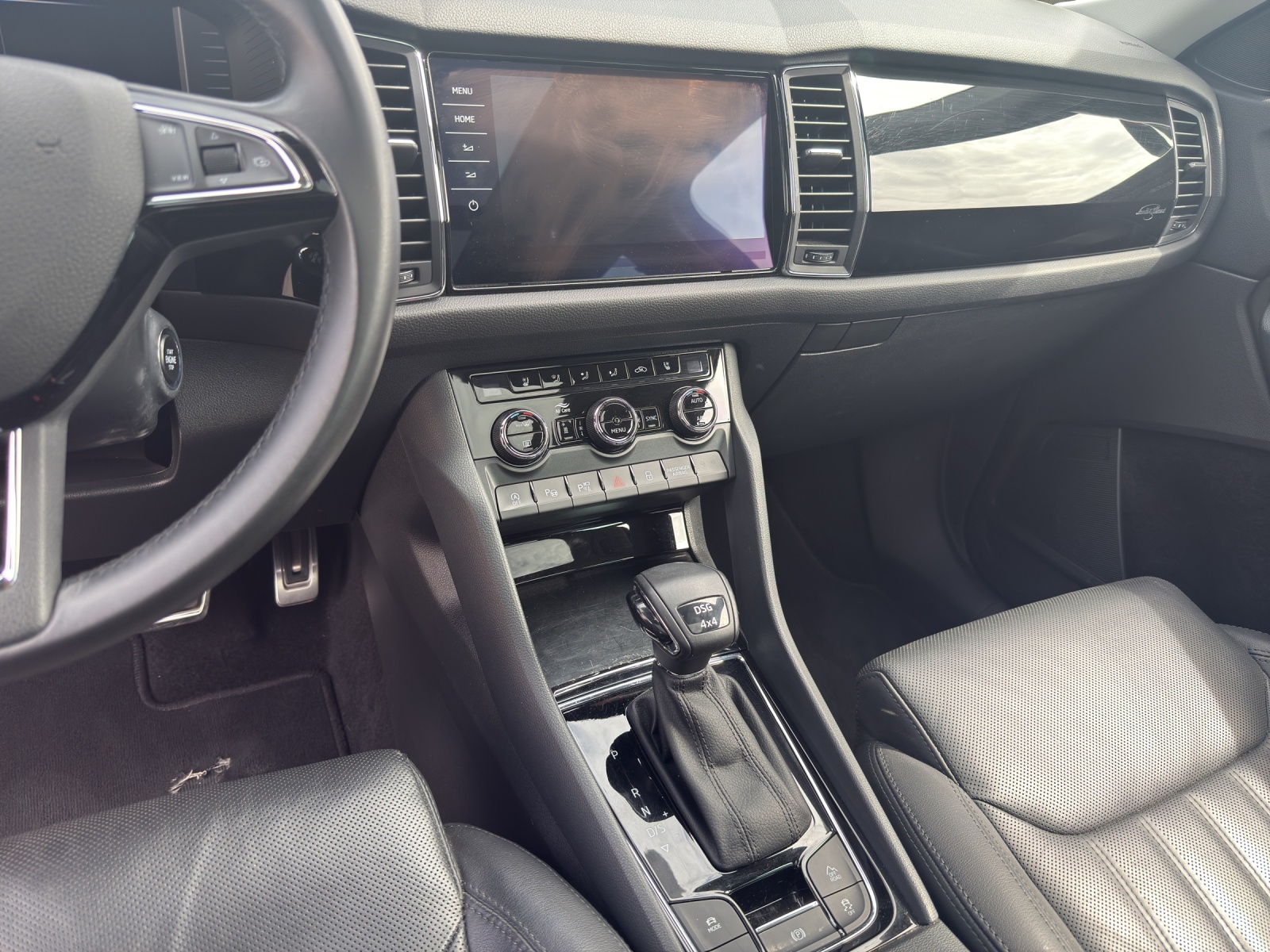 SKODA Kodiaq 2.0 TSI 4x4 L&K-image-10