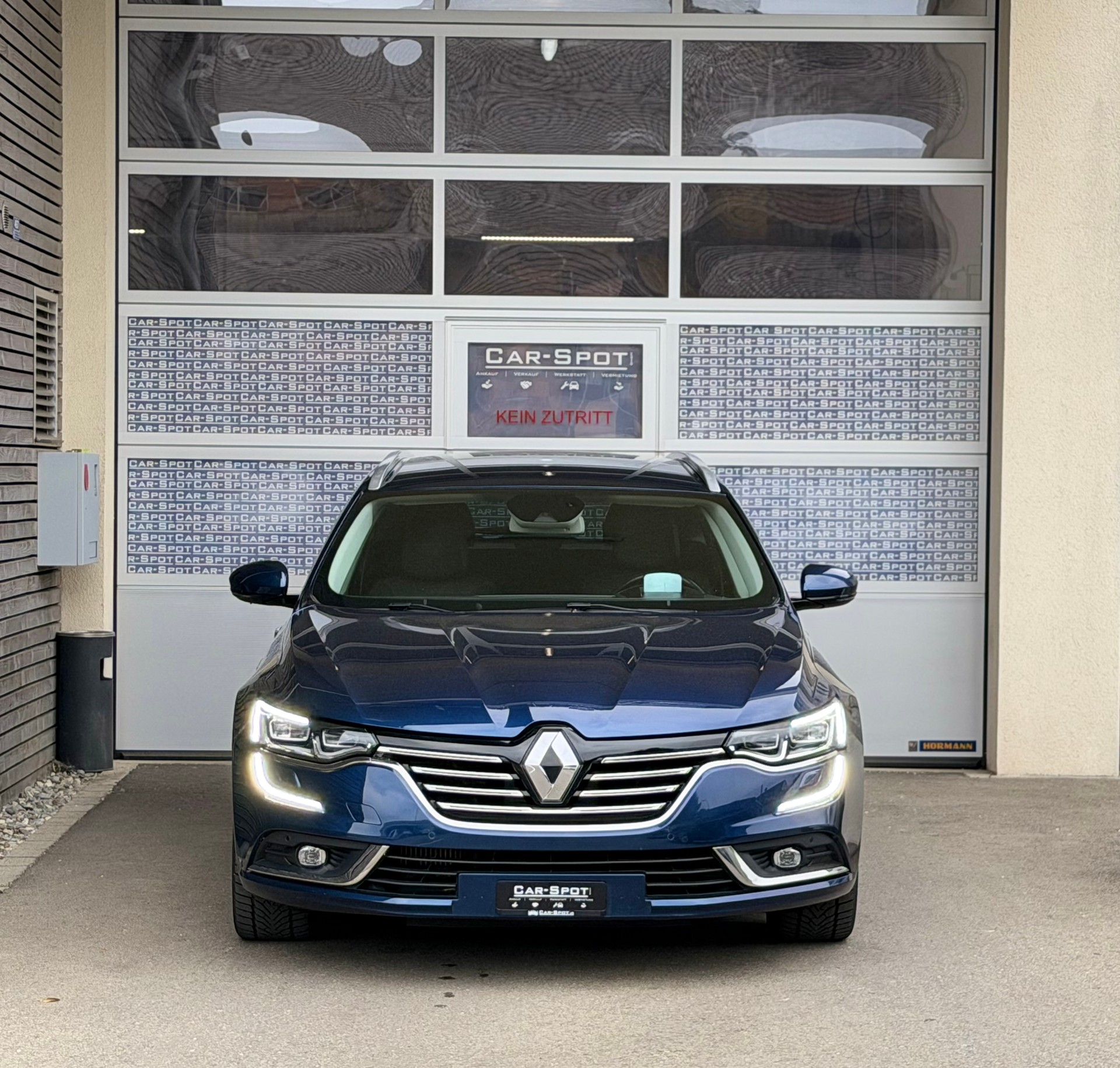RENAULT Talisman Grandtour 1.6 TCe Intens EDC-showroom-element-1