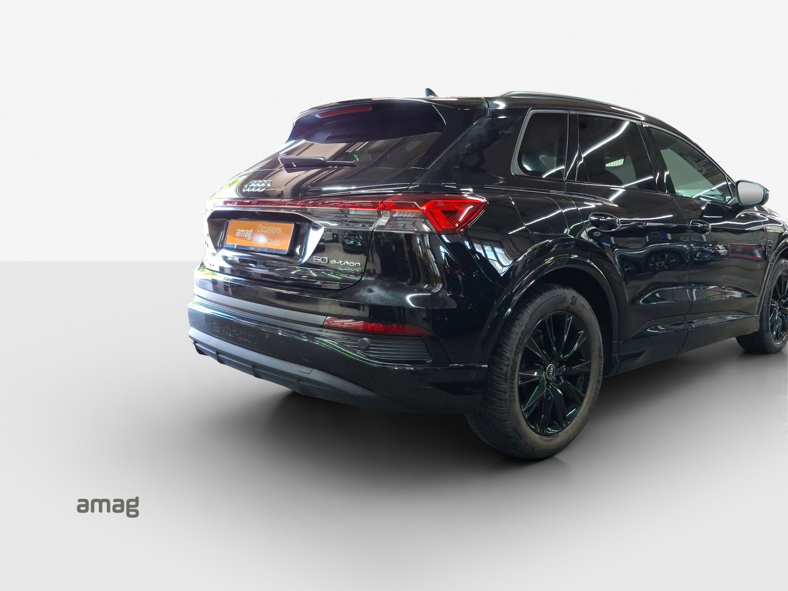 AUDI Q4 e-tron 50 quattro-image-5