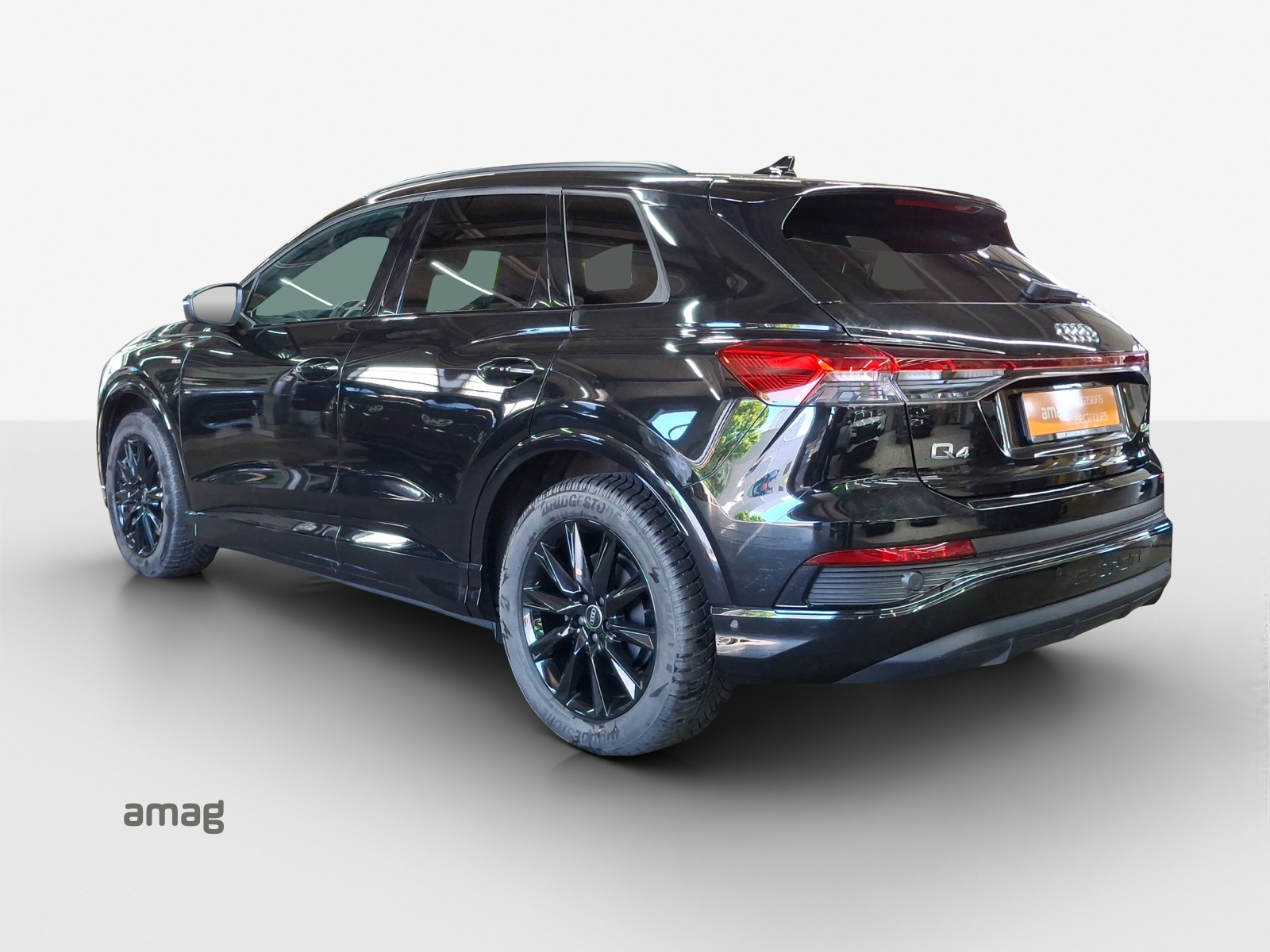 AUDI Q4 e-tron 50 quattro-image-3