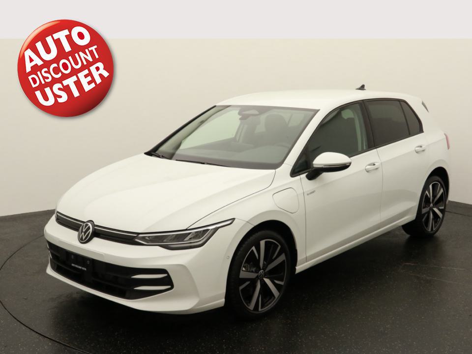 VW Golf VIII 1.5 TSI PHEV Limited-image-0