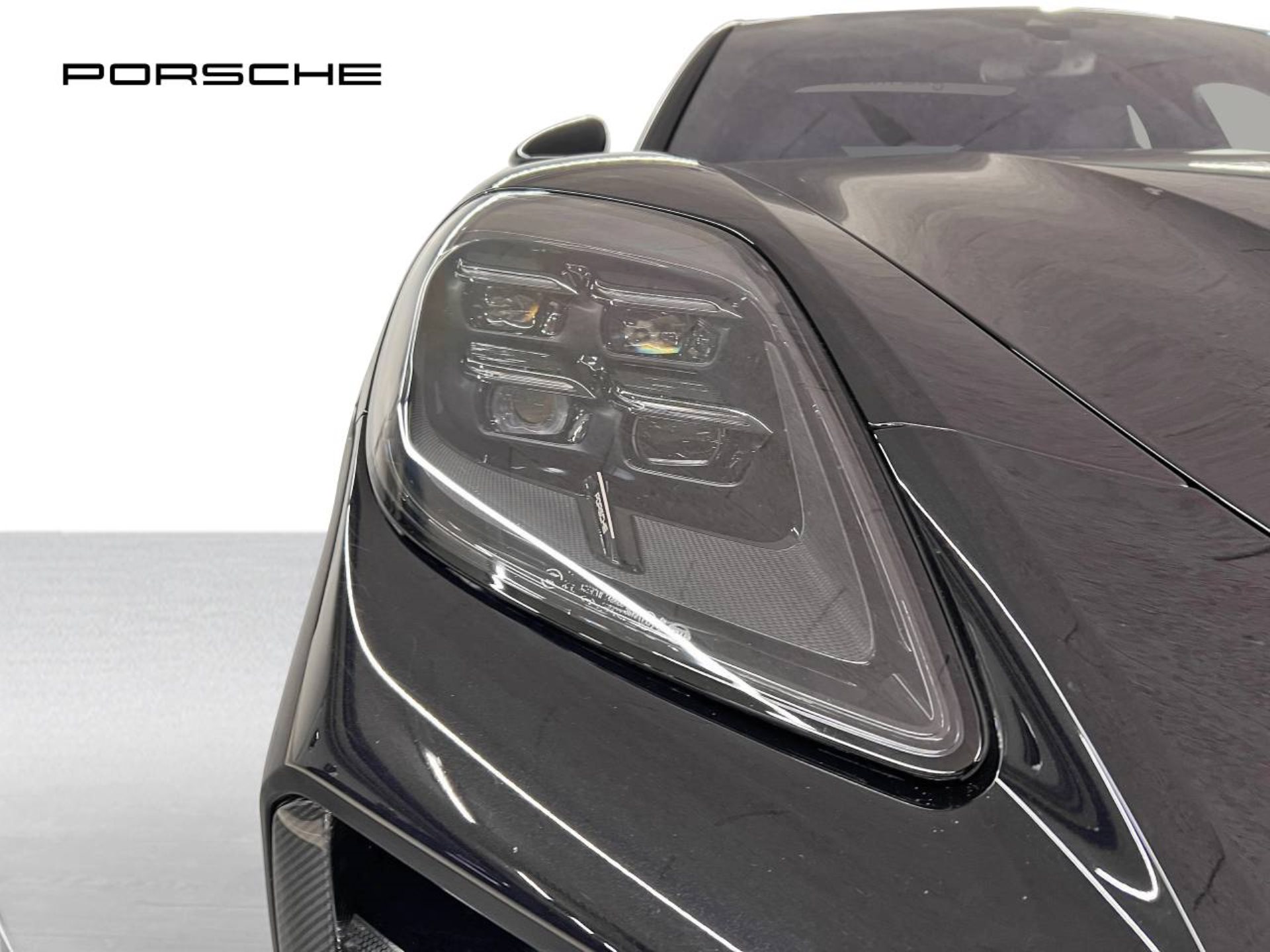 PORSCHE Panamera Turbo S E-Hybrid-image-11