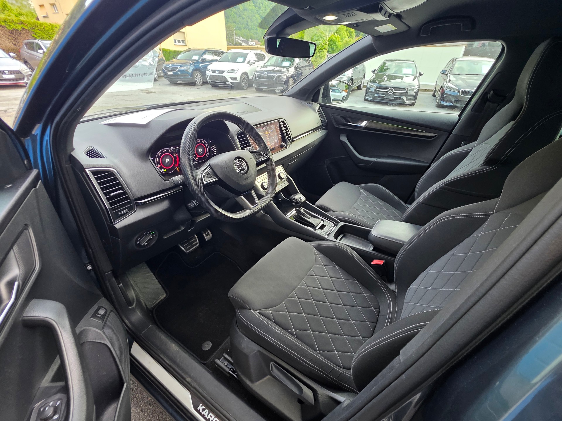 SKODA Karoq 1.5 TSI ACT SportLine DSG-image-12