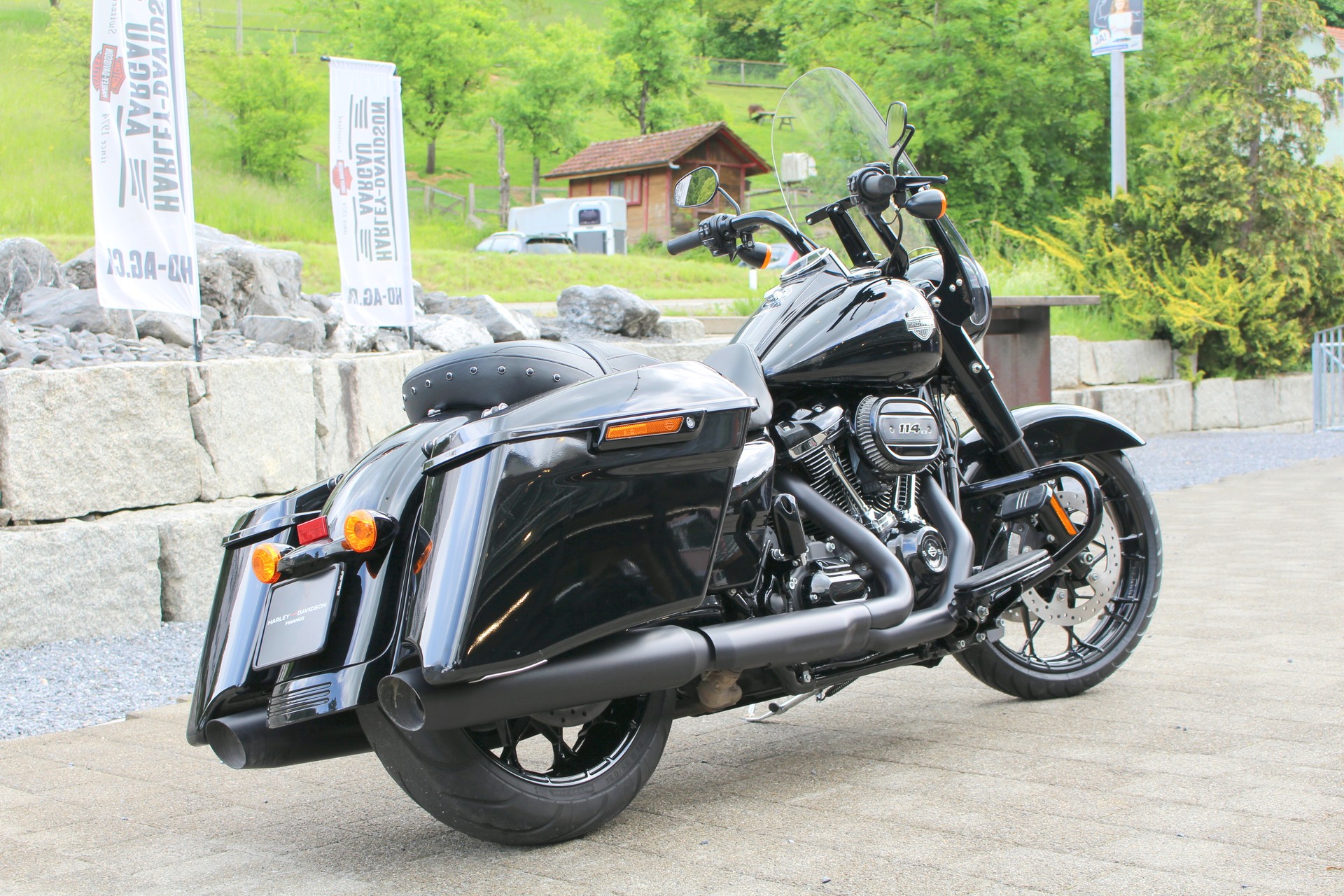 HARLEY-DAVIDSON FLHRXS Road King Special 114-showroom-element-2