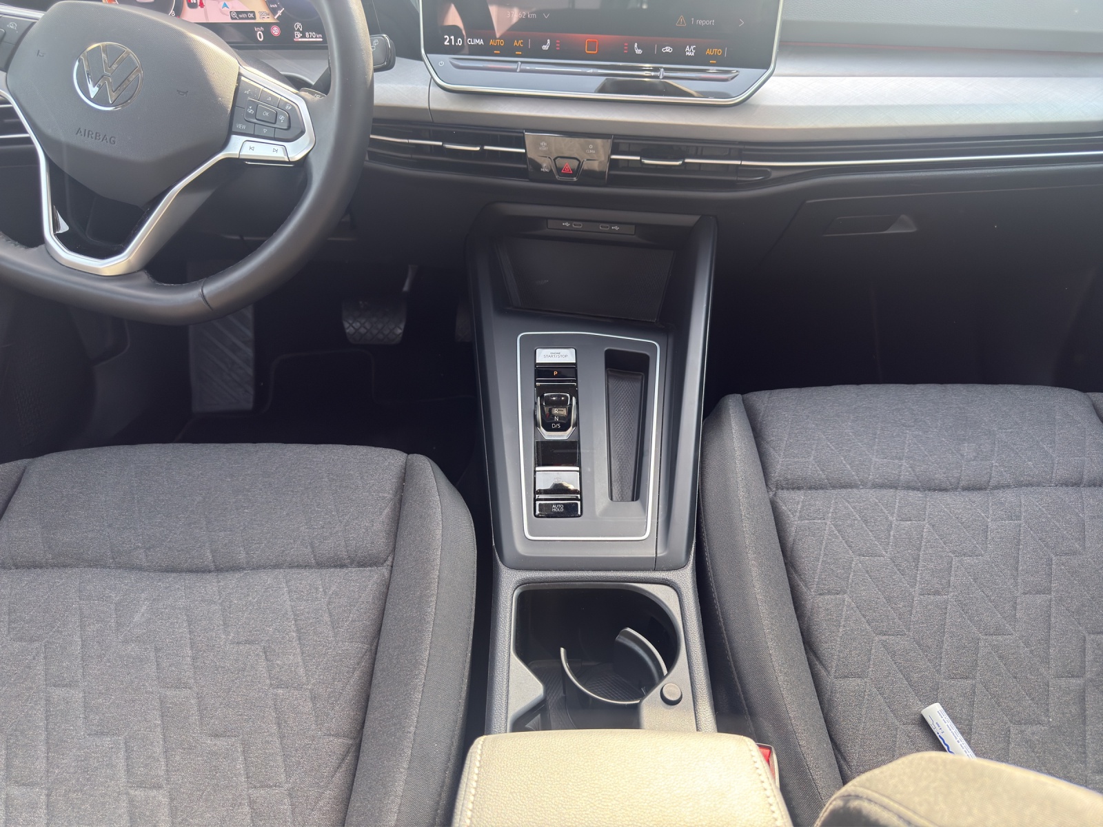 VW Golf Variant 1.5 eTSI mHEV Life-image-10
