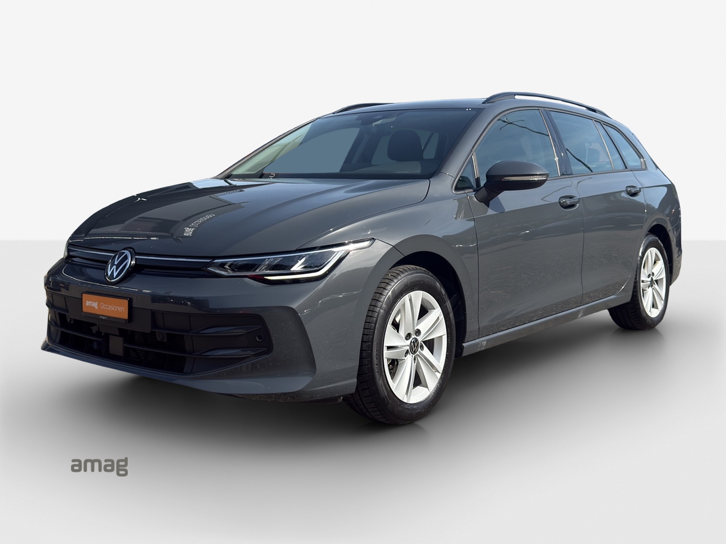 VW Golf Variant 1.5 eTSI mHEV Life-image-0