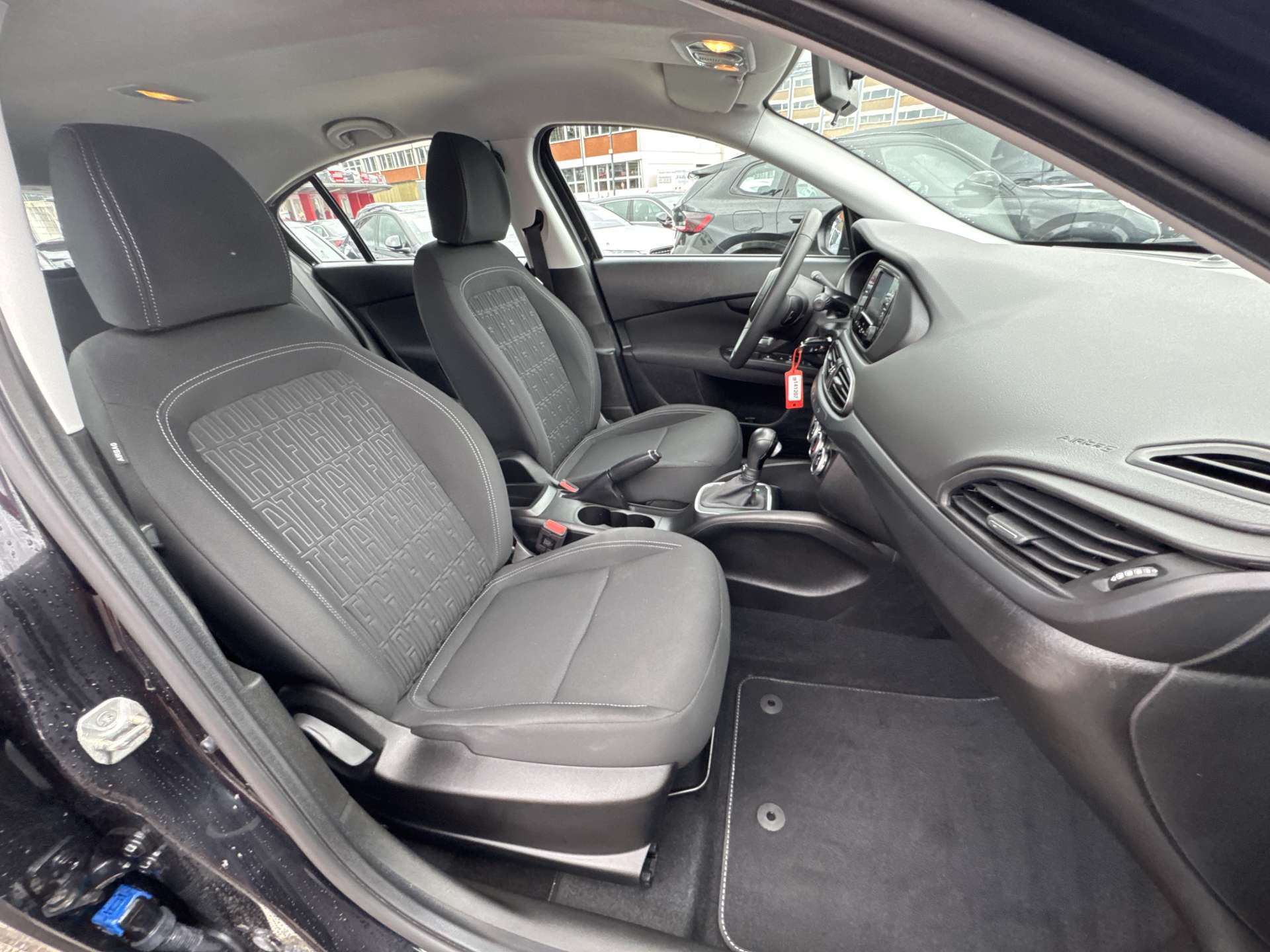 FIAT Tipo Hybrid 1.5 Cult Automat-image-12