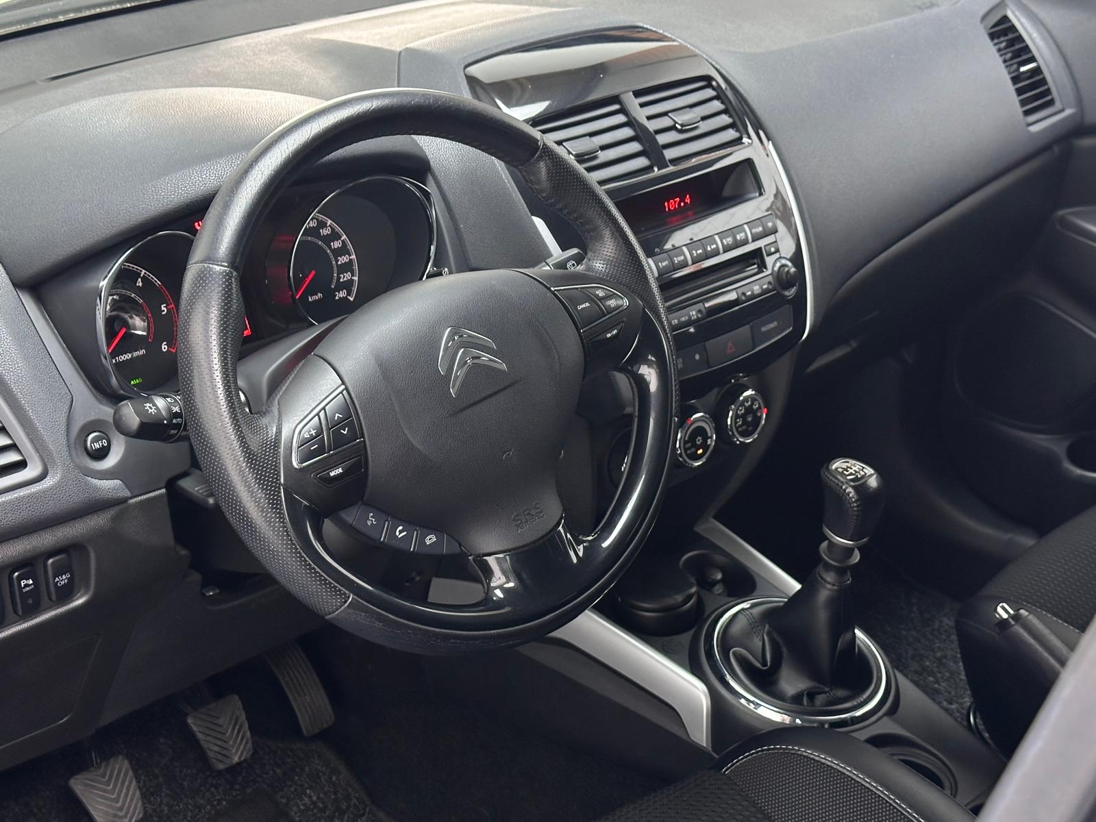 CITROEN C4 Aircross 1.8 HDi Exclusive 2WD-image-6