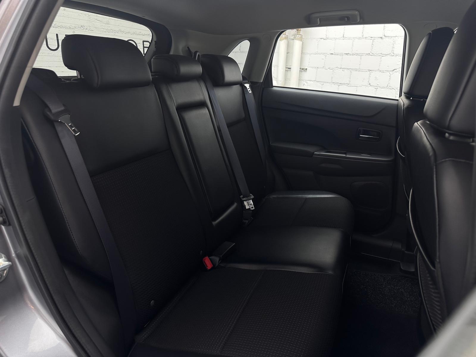 CITROEN C4 Aircross 1.8 HDi Exclusive 2WD-image-14
