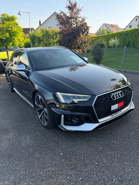 AUDI RS4 Avant 2.9 TFSI quattro tiptronic-image-2