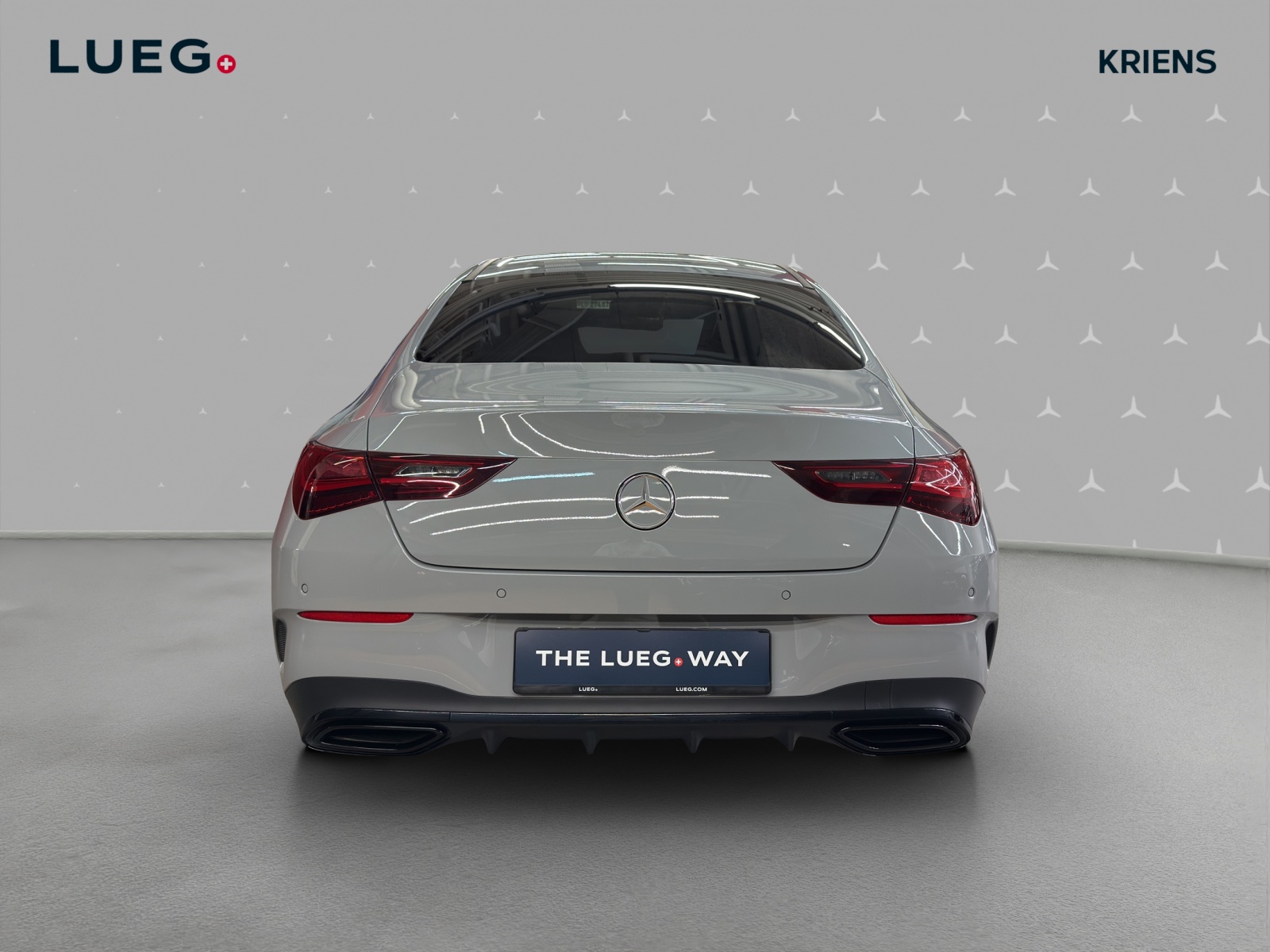 MERCEDES-BENZ CLA 220 4M - AMG / DISTRONIC / 360 Grad Kamera / Soundsystem-image-3