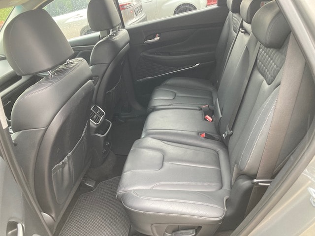 HYUNDAI Santa Fe 2.2 CRDI Amplia 4WD Automatic-image-9