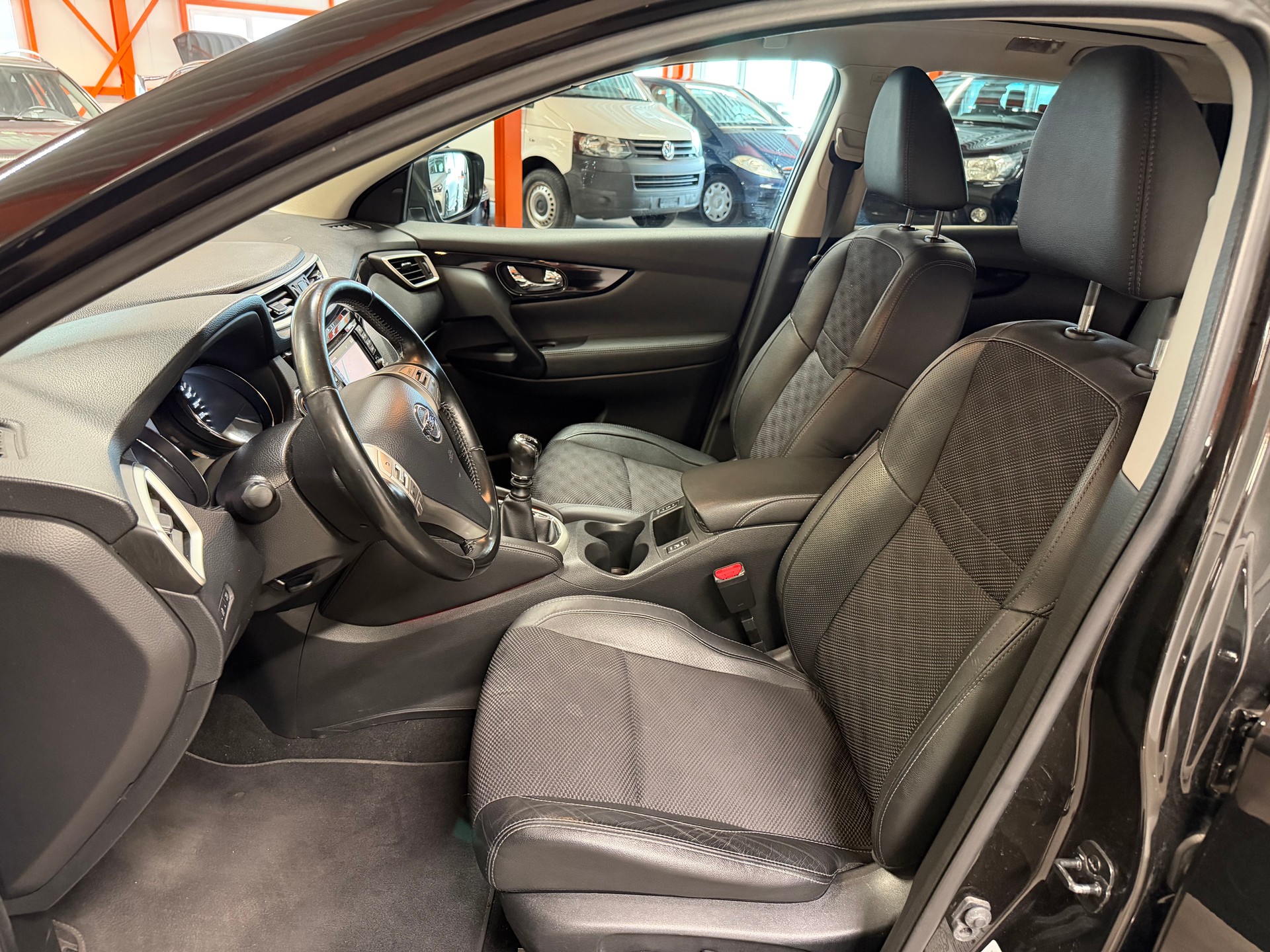 NISSAN Qashqai 1.2 DIG-T tekna-image-11