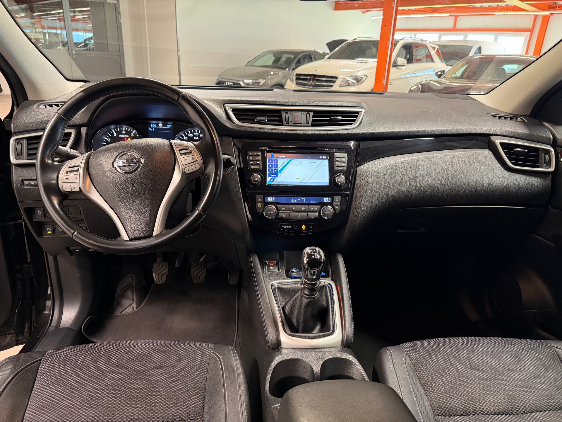 NISSAN Qashqai 1.2 DIG-T tekna-image-10