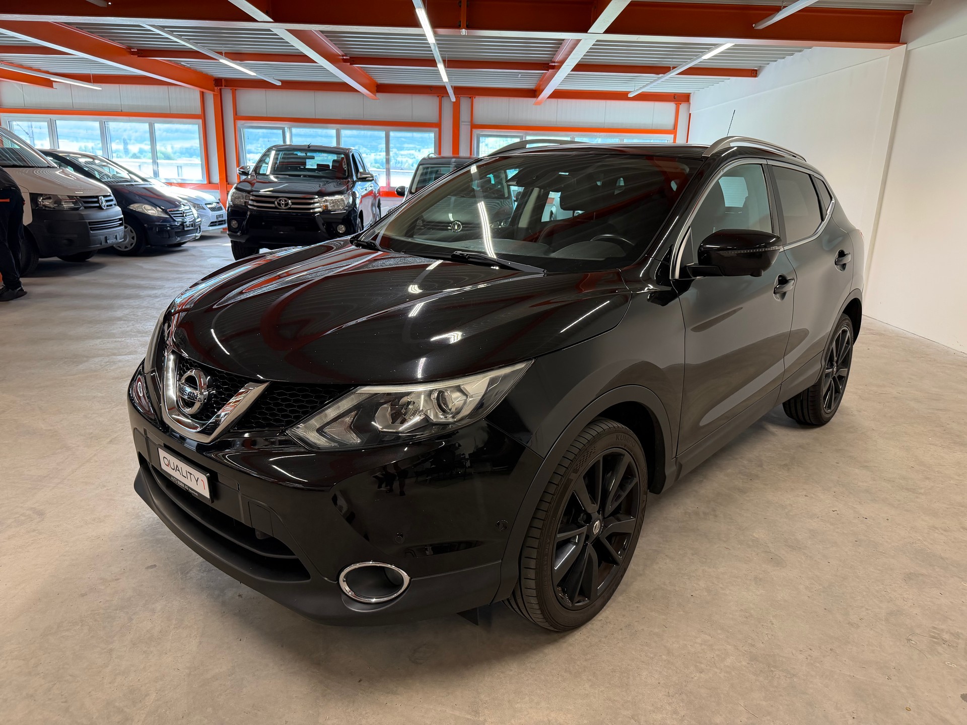 NISSAN Qashqai 1.2 DIG-T tekna-showroom-element-3