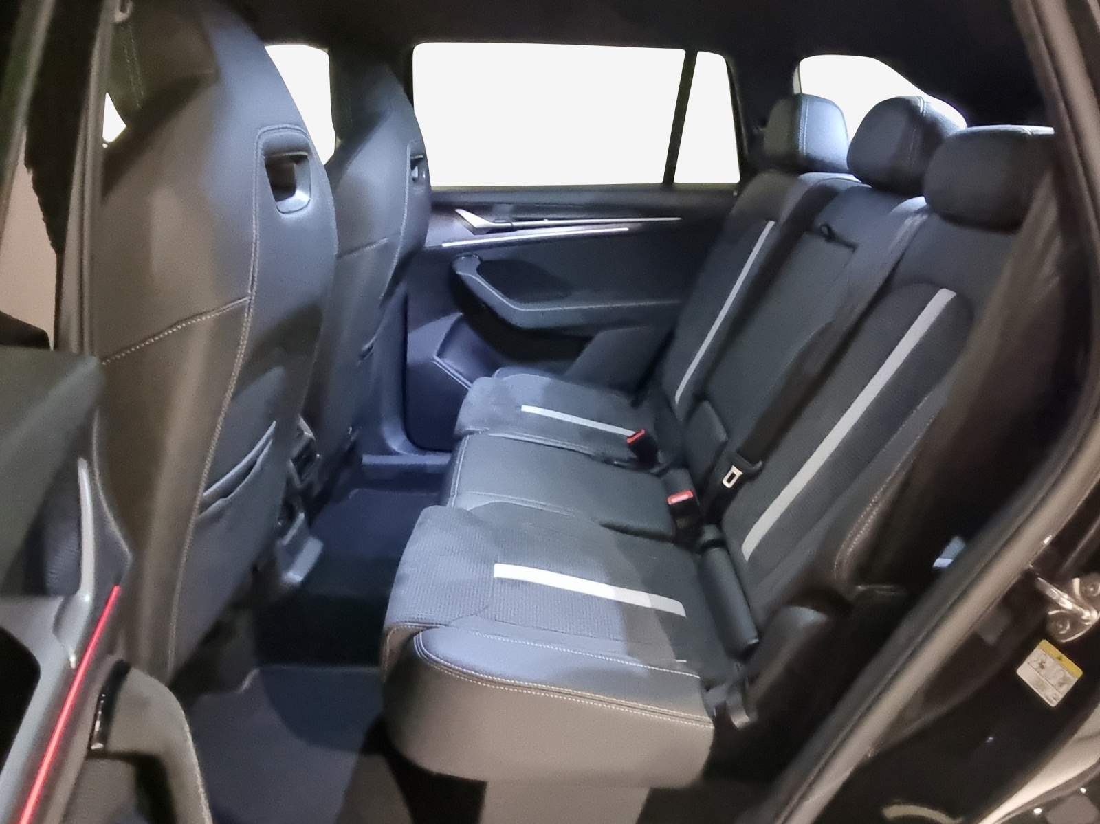 SKODA Kodiaq 2.0 TDI Sportline 4x4-image-11