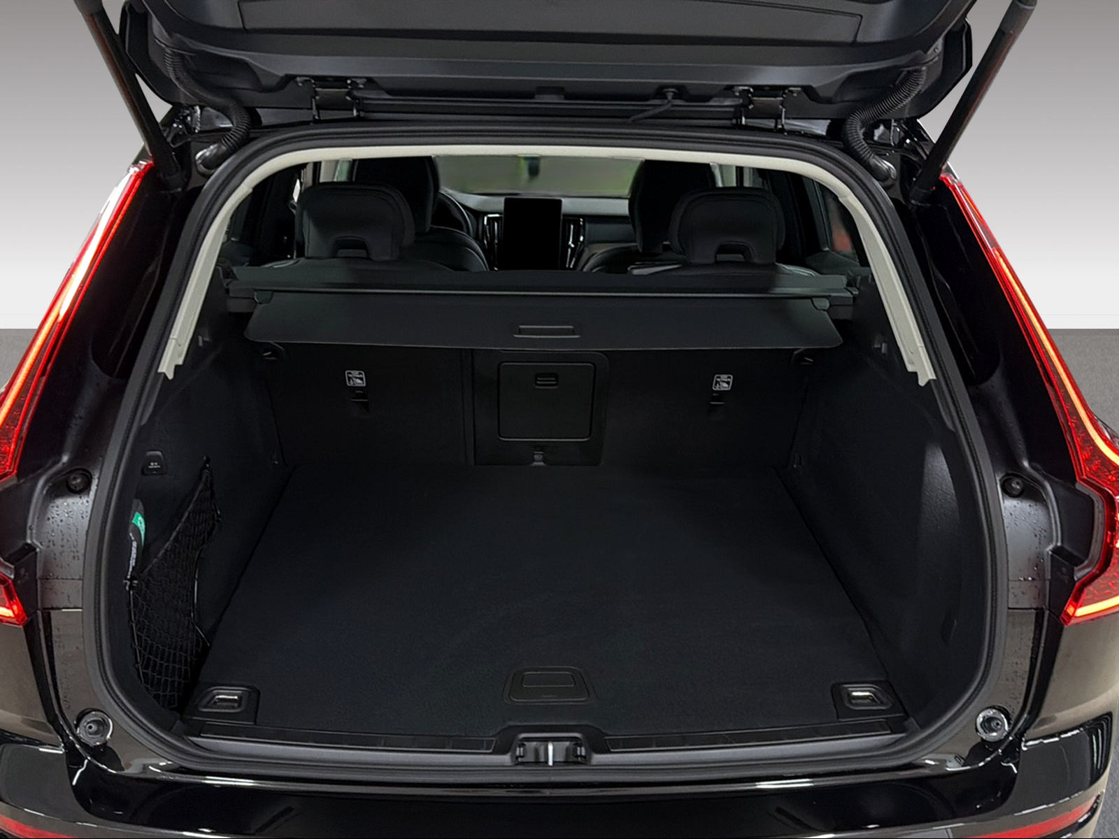VOLVO XC60 2.0 T6 TE Core eAWD-image-6