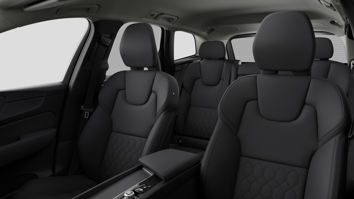 VOLVO XC60 2.0 T6 TE Core eAWD-image-10