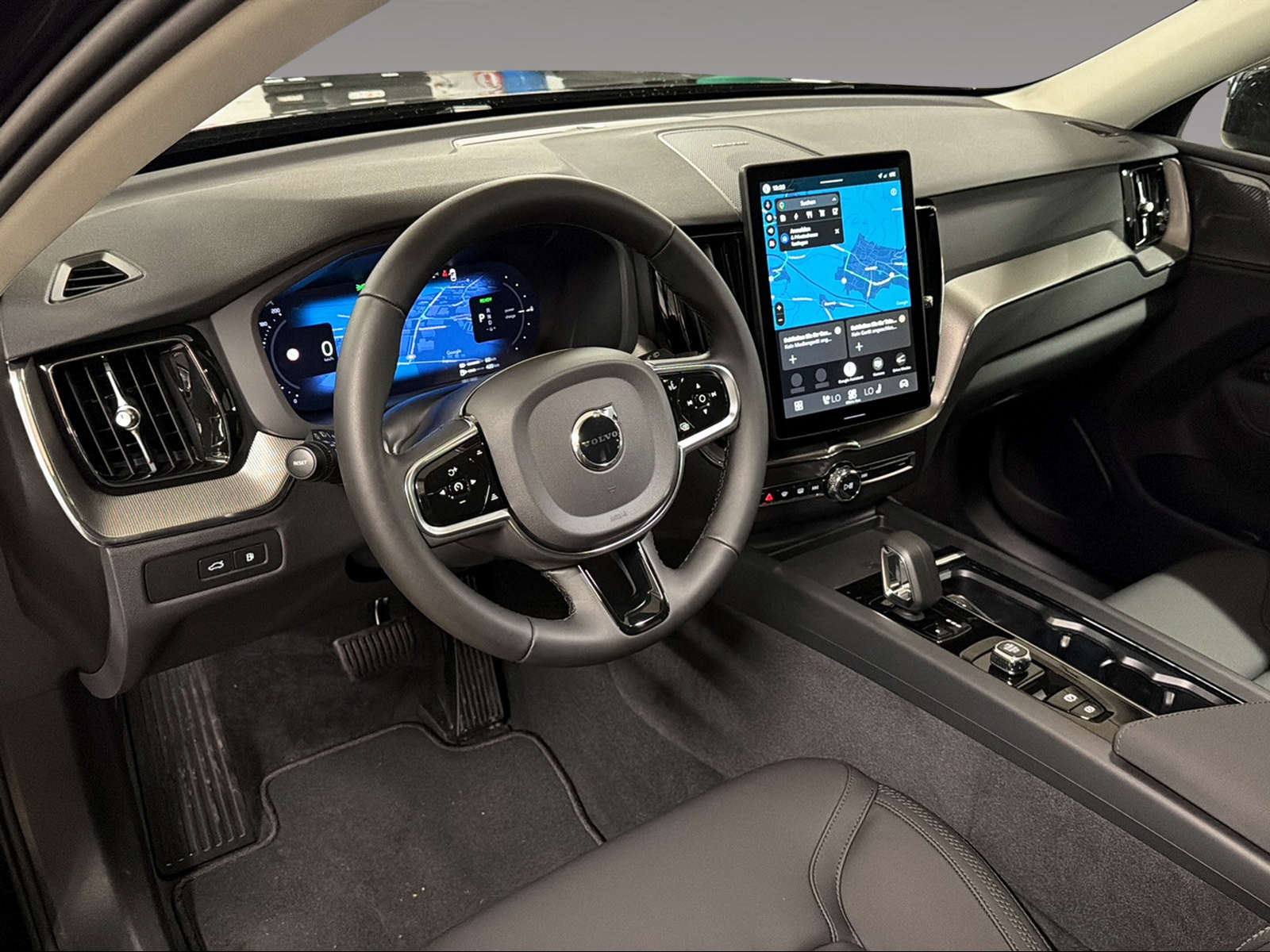 VOLVO XC60 2.0 T6 TE Core eAWD-image-8