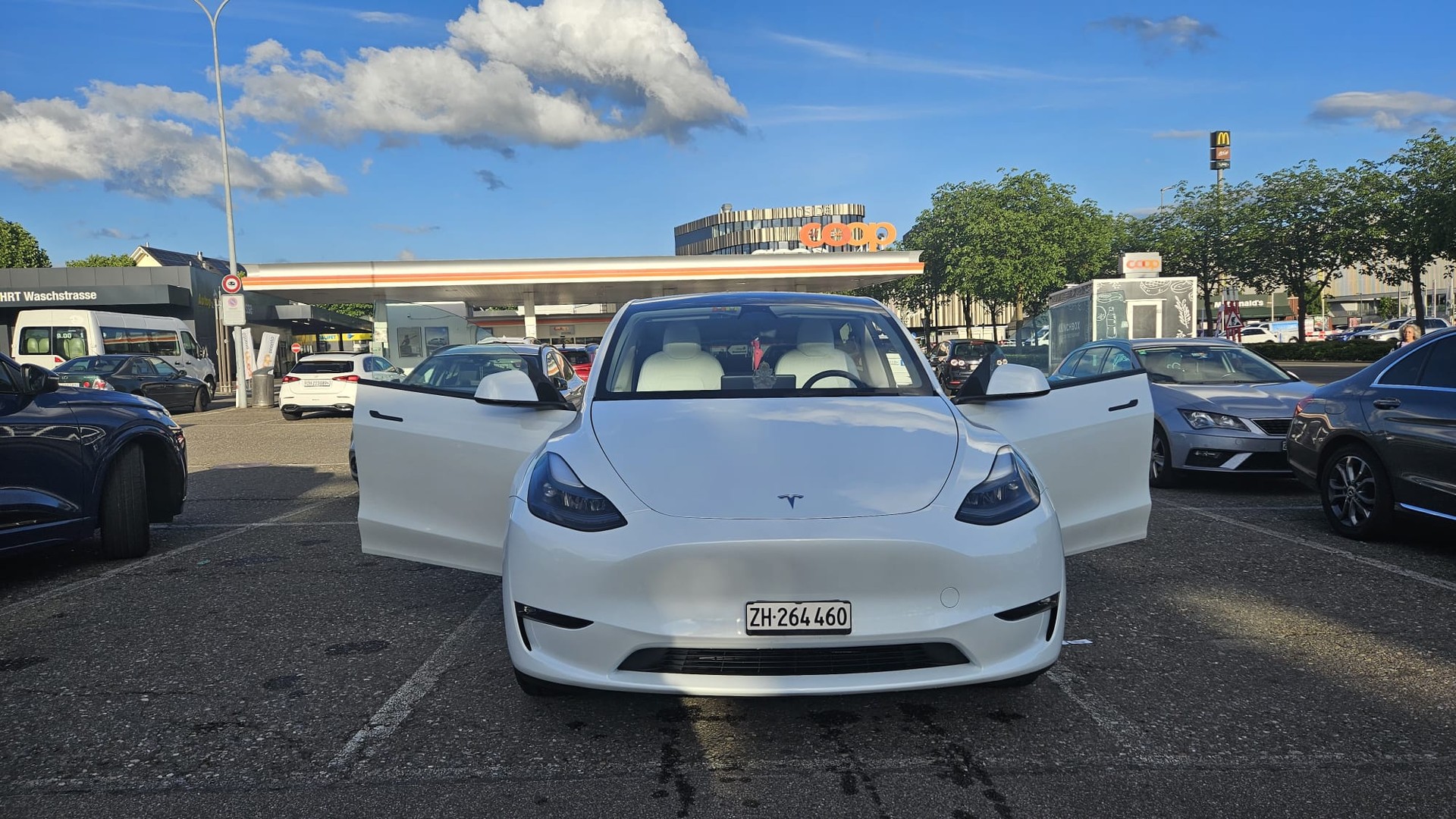 TESLA Long Range D-image-4