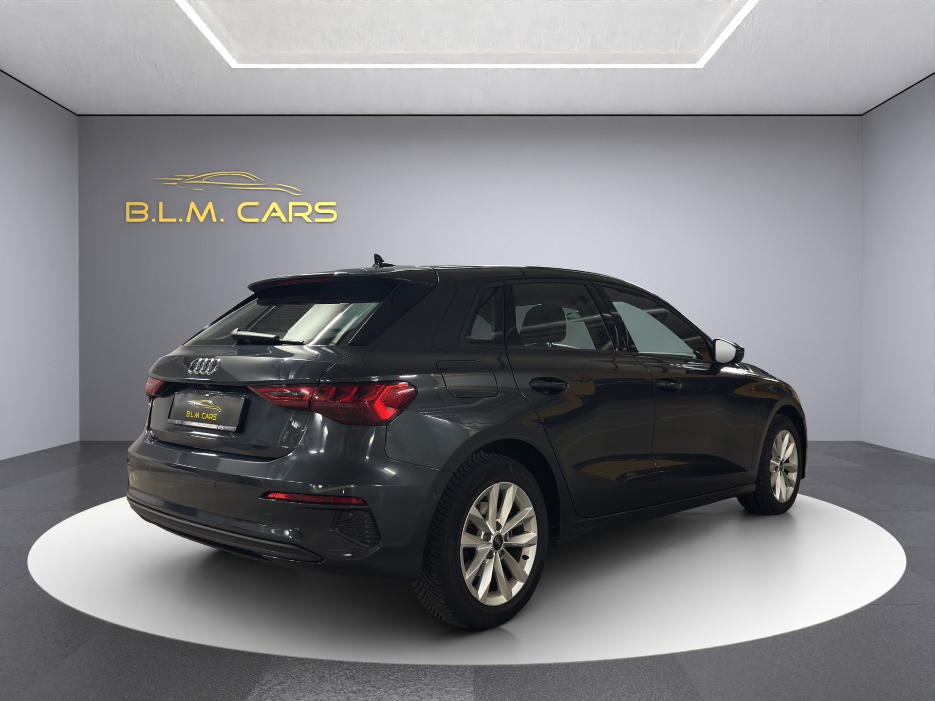 AUDI A3 Sportback 35 TFSI S-tronic-image-6