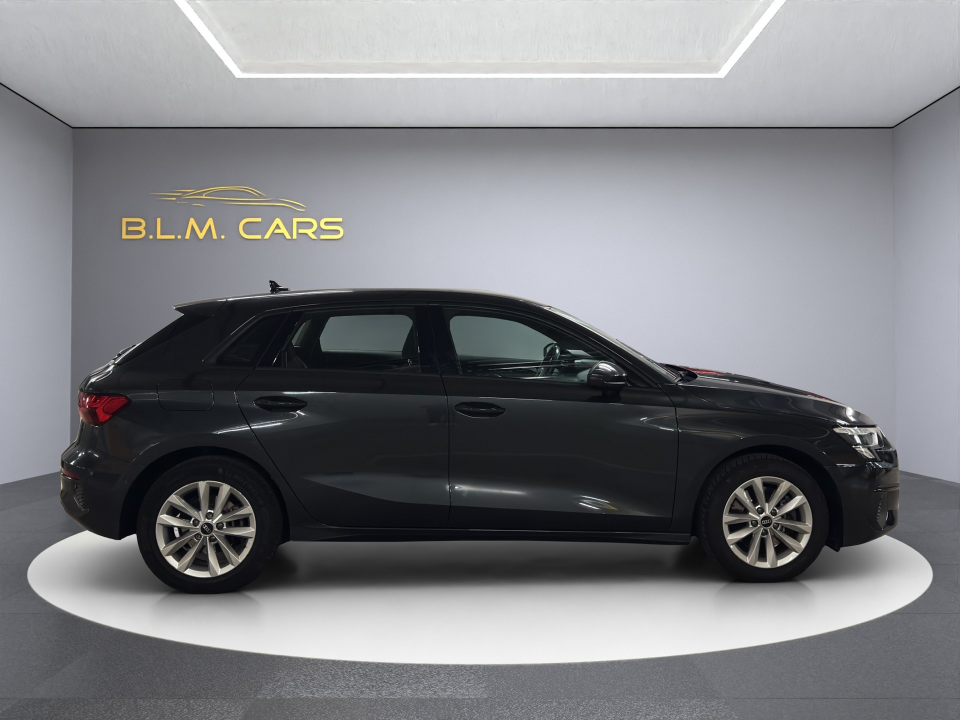 AUDI A3 Sportback 35 TFSI S-tronic-image-3