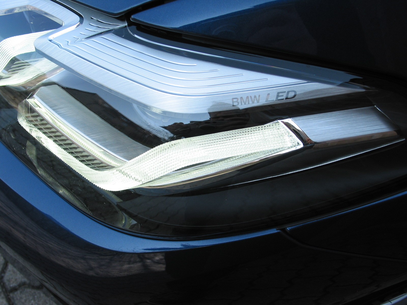 BMW 530d xDrive SAG Touring-image-15
