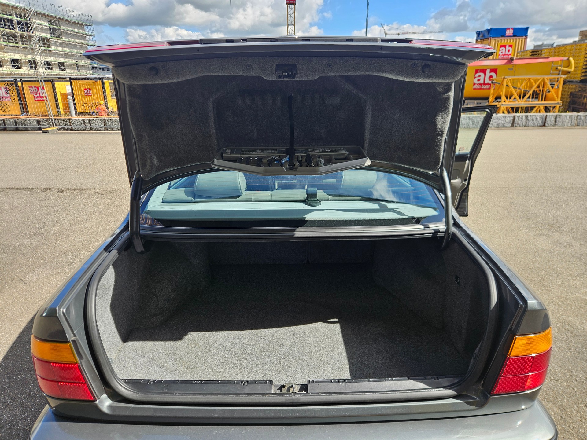 BMW 525i A-image-15