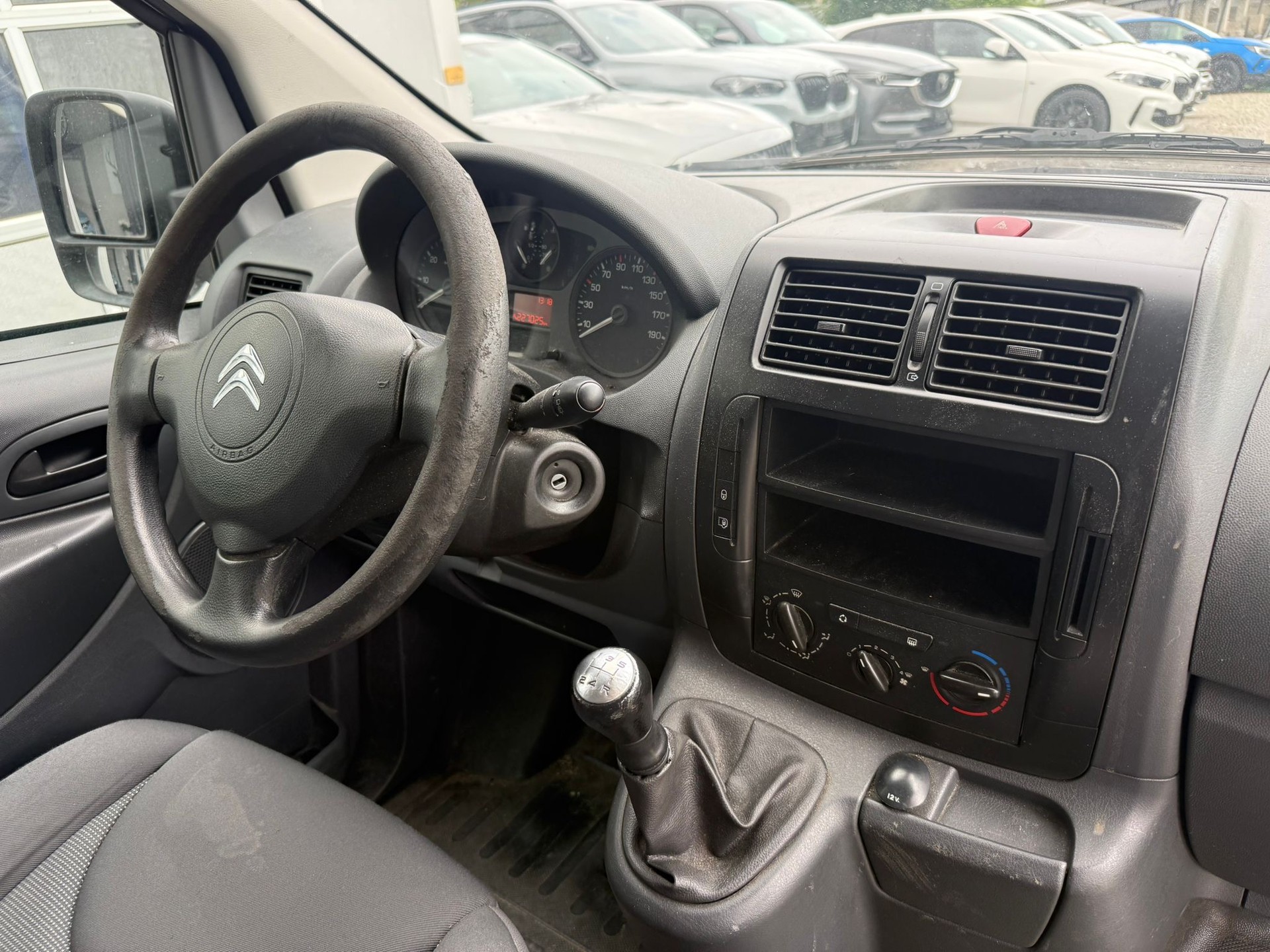 CITROEN Jumpy 1.6 HDi 12 L1H1-image-8
