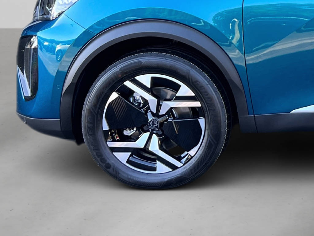 PEUGEOT 2008 1.2 Hybrid 145 GT-image-5