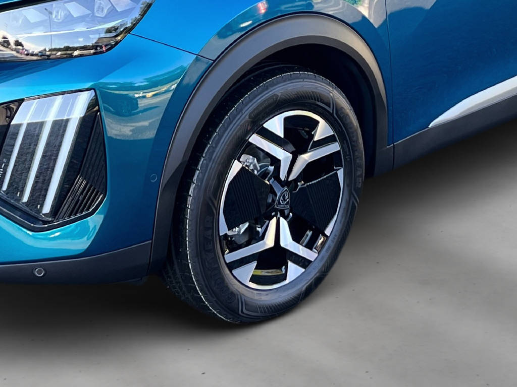 PEUGEOT 2008 1.2 Hybrid 145 GT-image-3