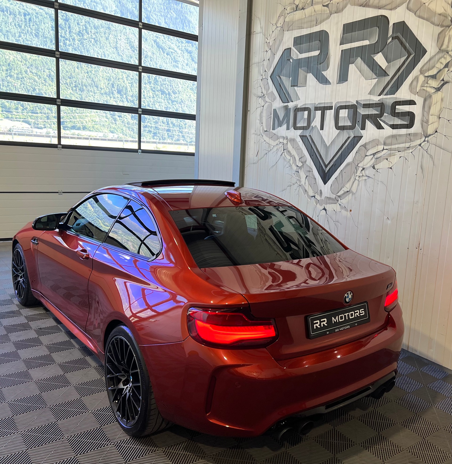 BMW M2 Competition Drivelogic-image-2