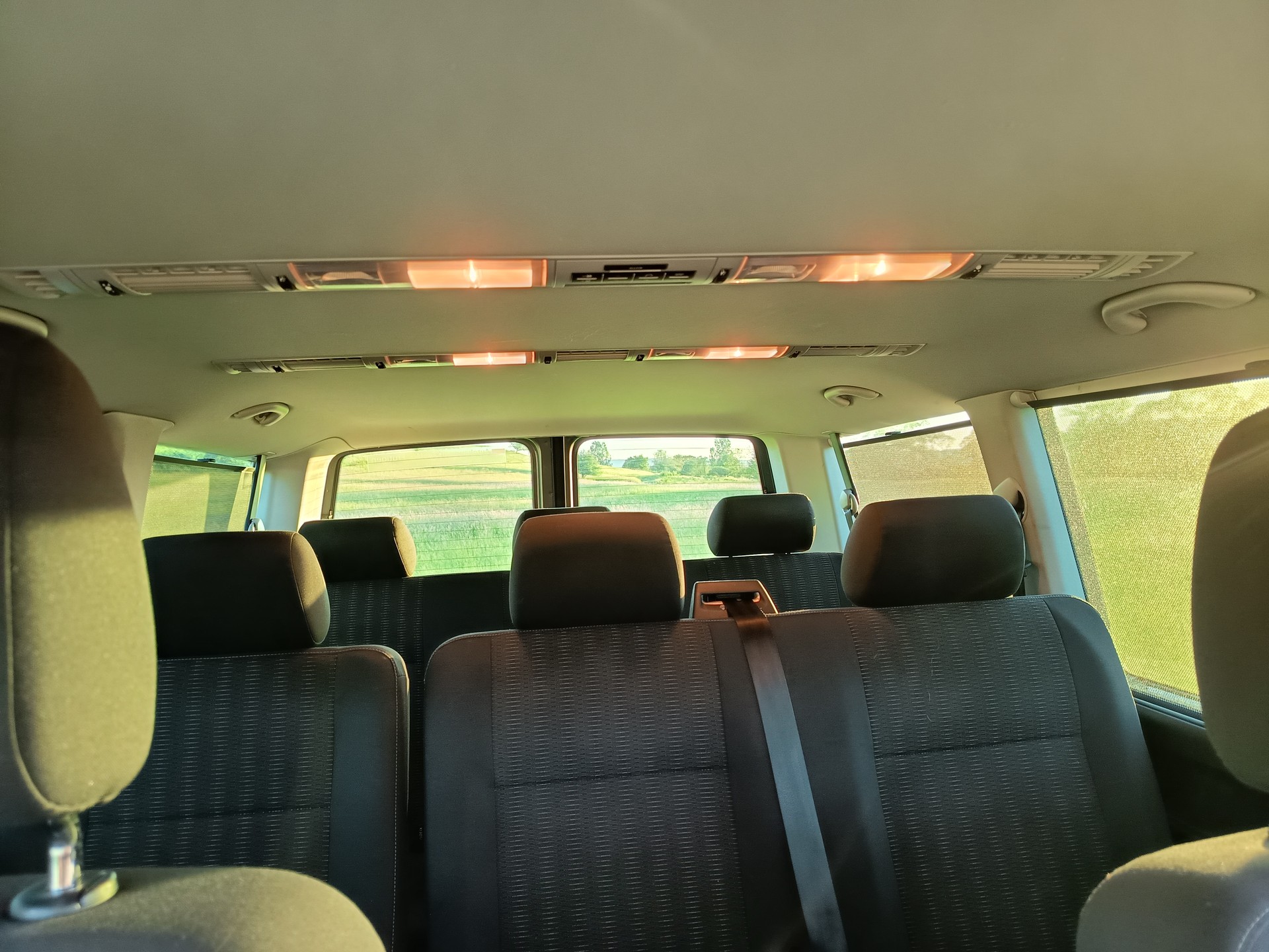 VW 2,0TDI Caravelle 7+1 Orte-image-4