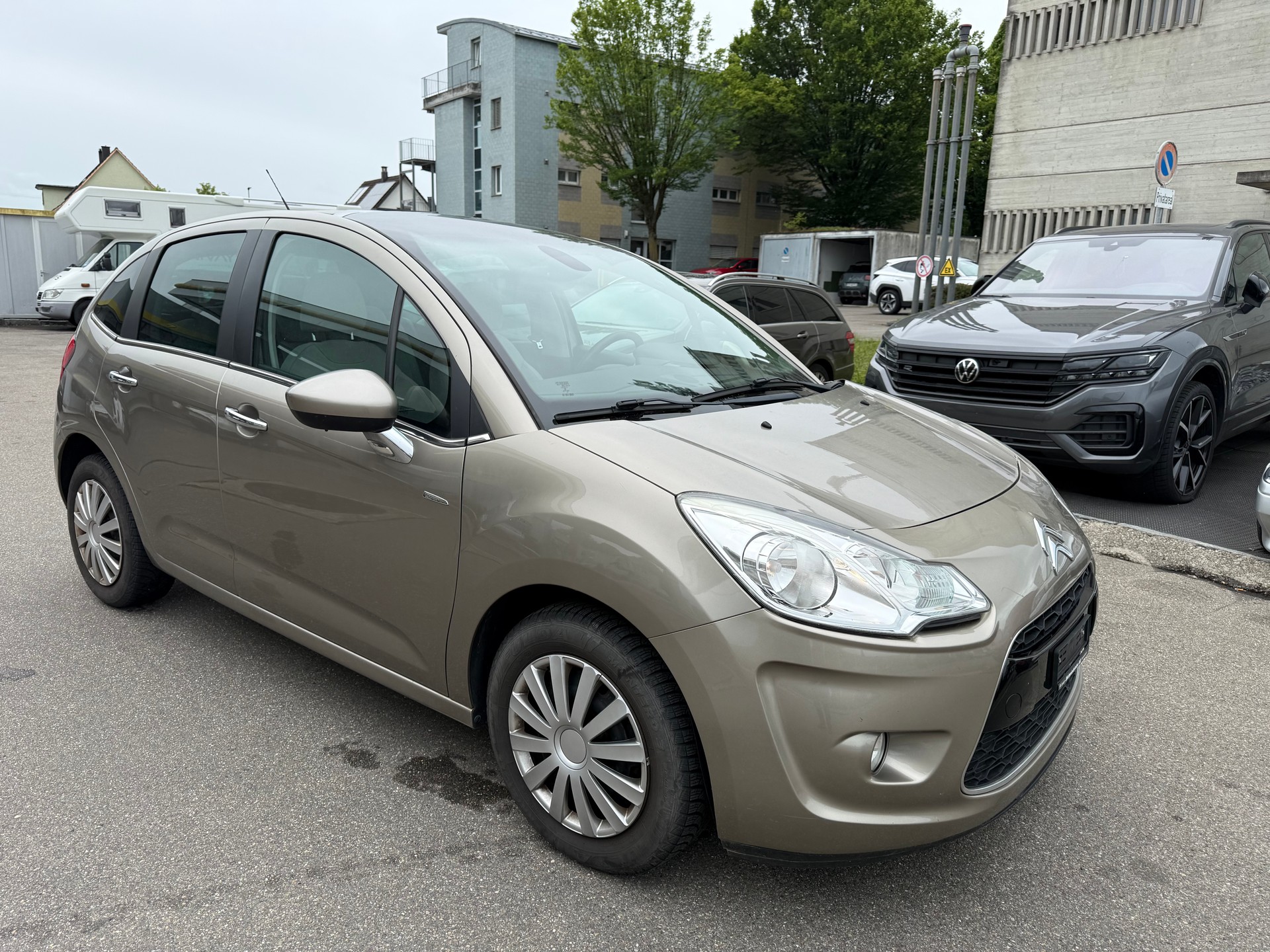 CITROEN C3 1.6 16V HDi Exclusive-image-2