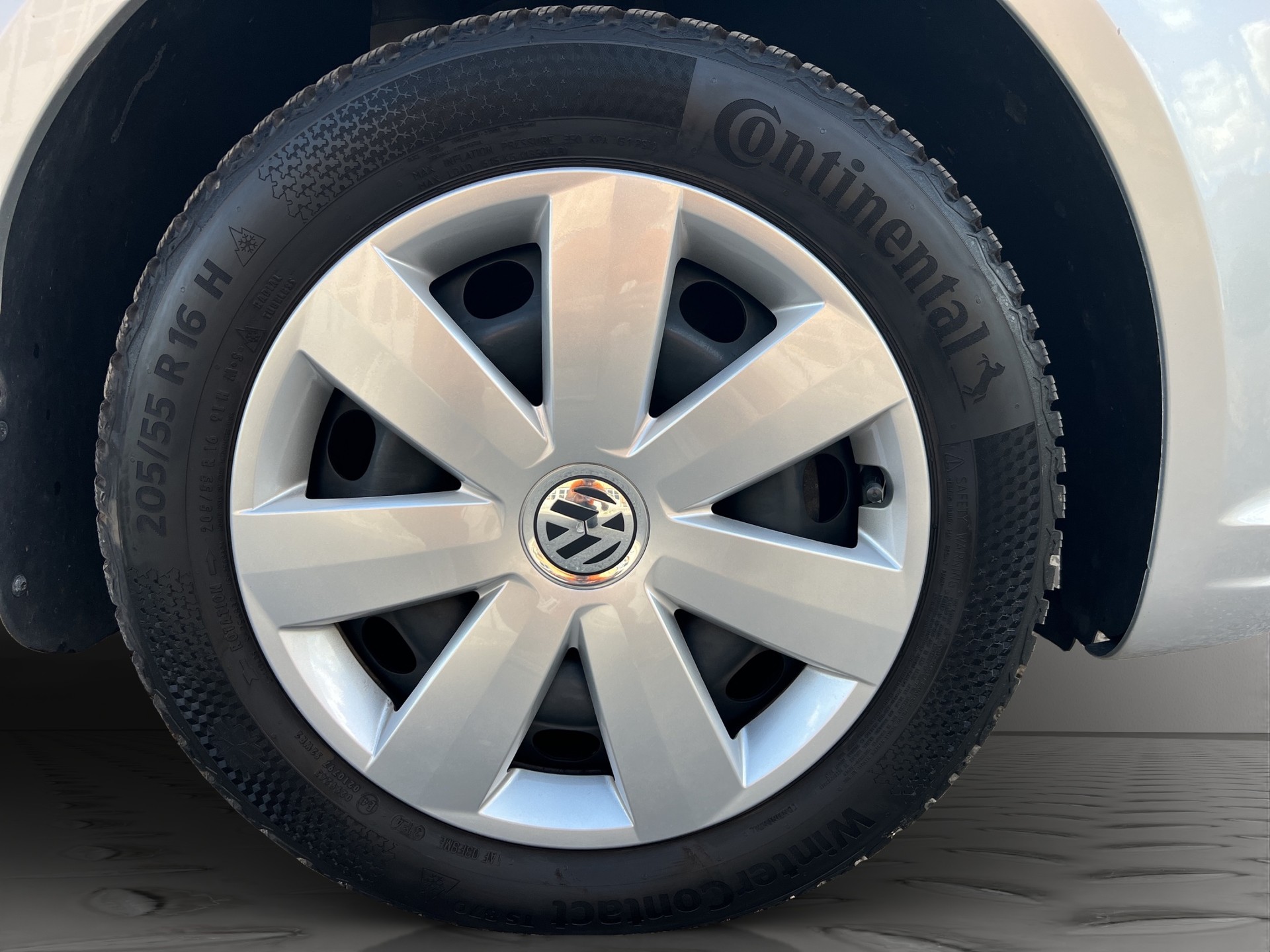 VW Touran 1.4 TSI Comfortline 7-Plätze-image-15