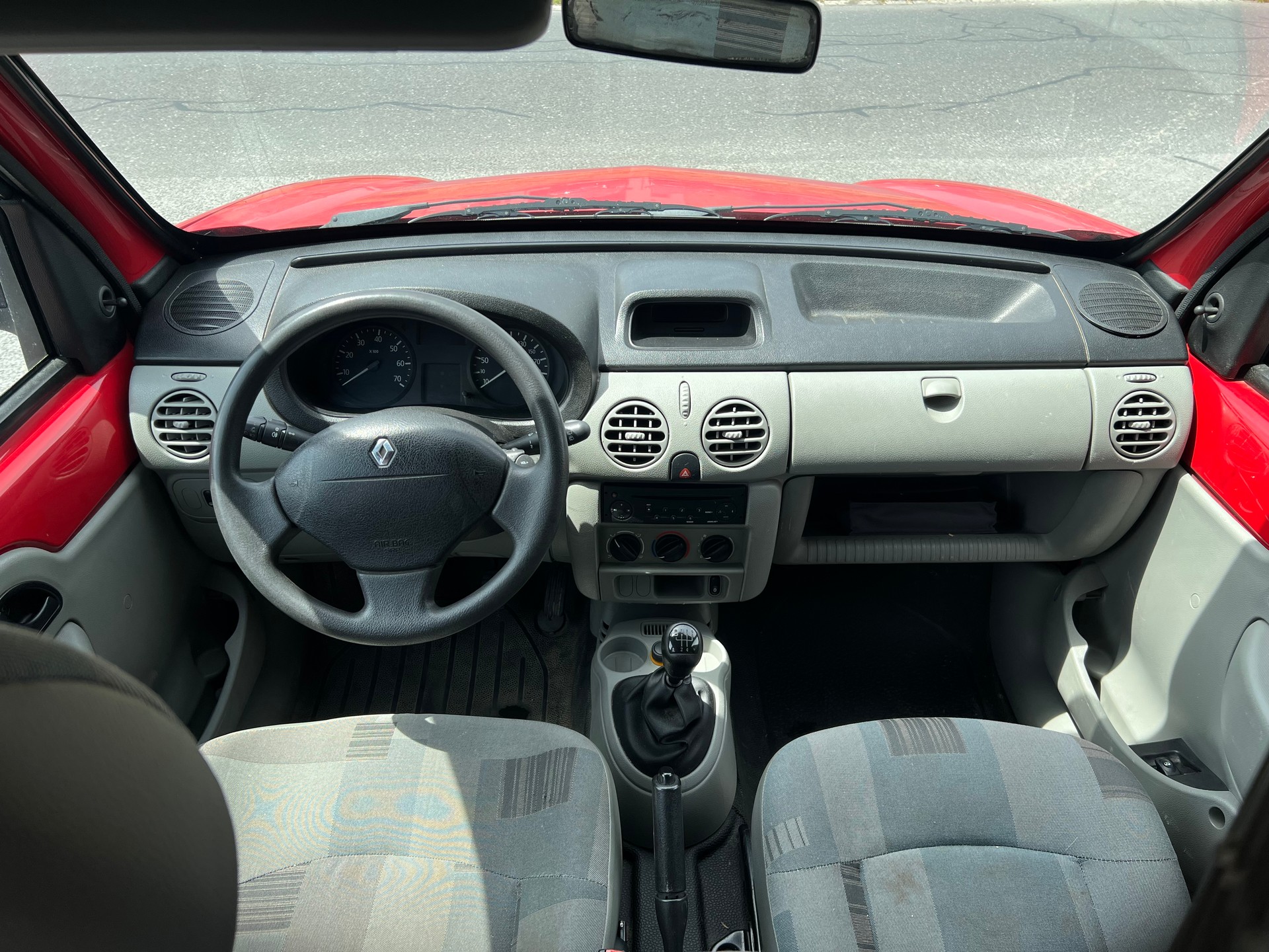RENAULT Kangoo 1.6 16V 4x4-image-12