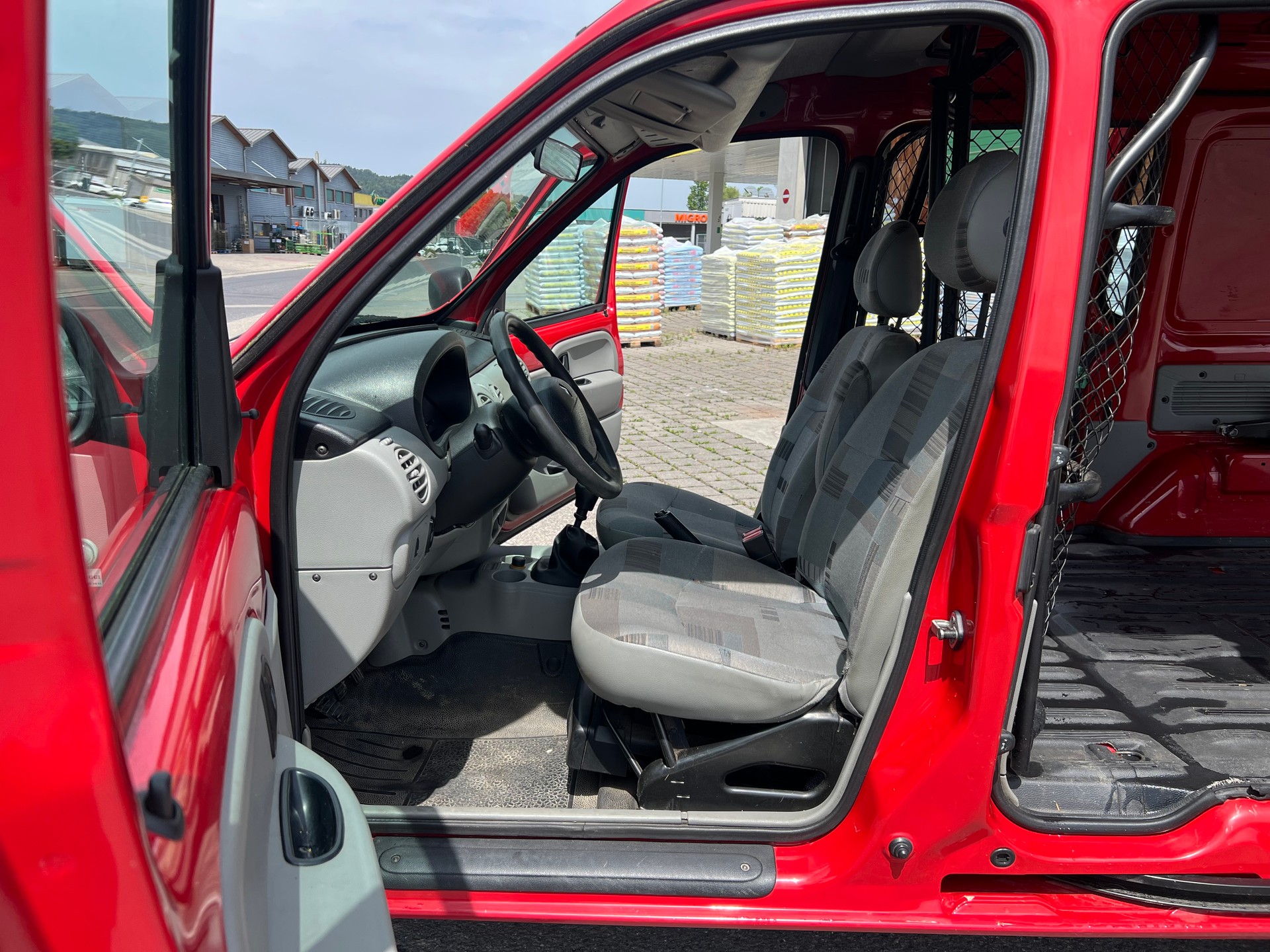 RENAULT Kangoo 1.6 16V 4x4-image-8