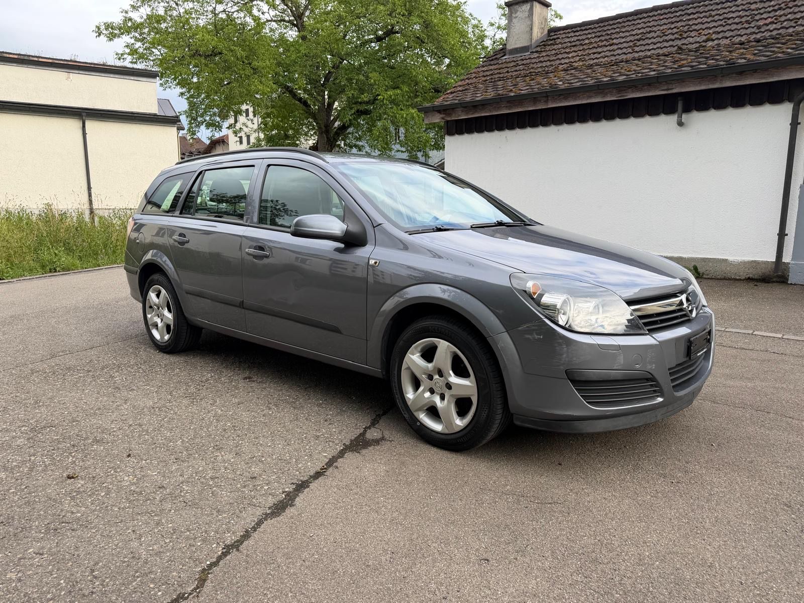 OPEL Astra Caravan 1.6i 16V TP Enjoy-image-3