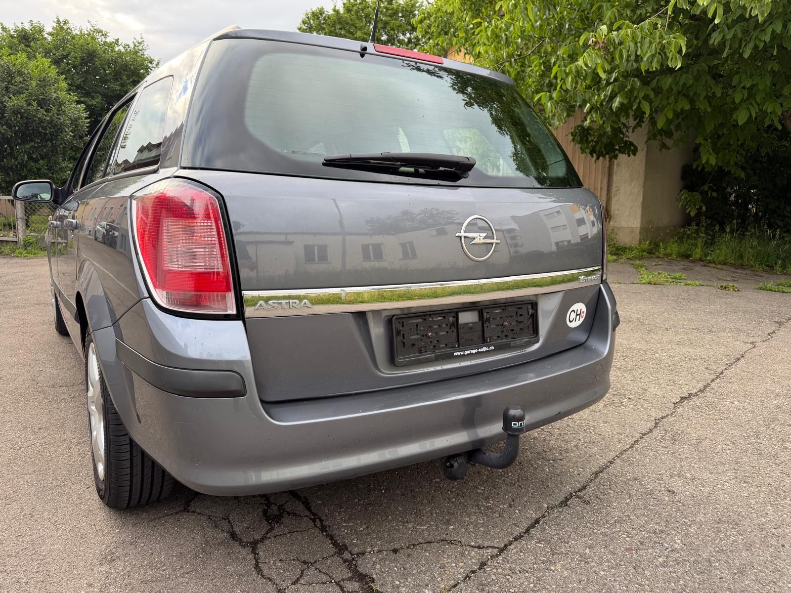 OPEL Astra Caravan 1.6i 16V TP Enjoy-image-7