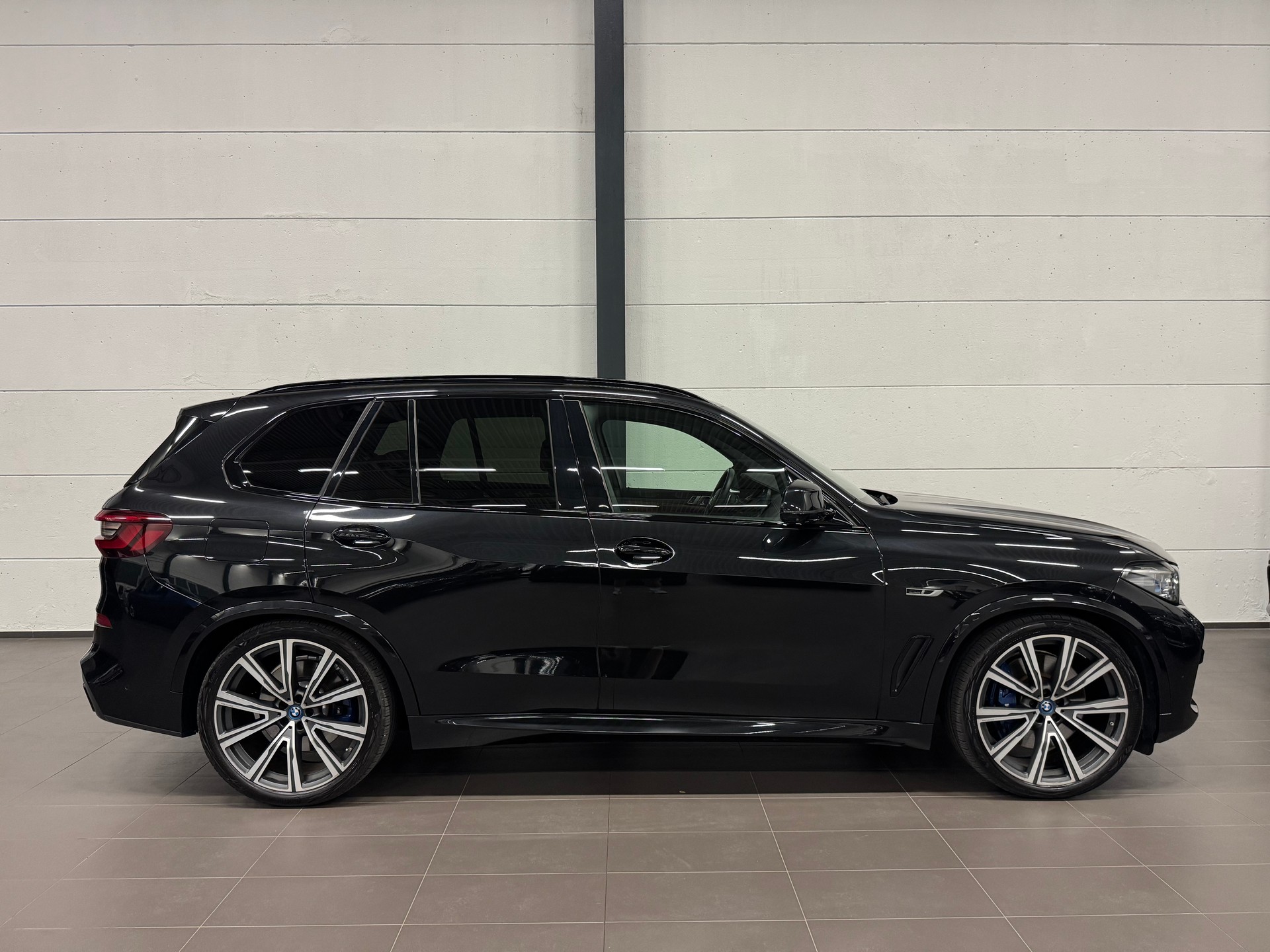 BMW X5 xDrive45e M Sport Steptronic-image-8