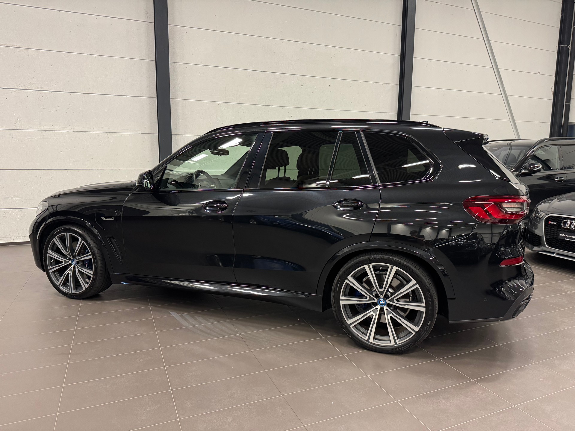 BMW X5 xDrive45e M Sport Steptronic-image-11