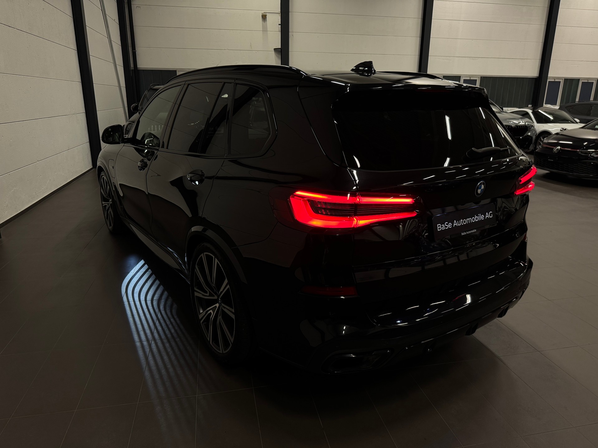 BMW X5 xDrive45e M Sport Steptronic-image-15