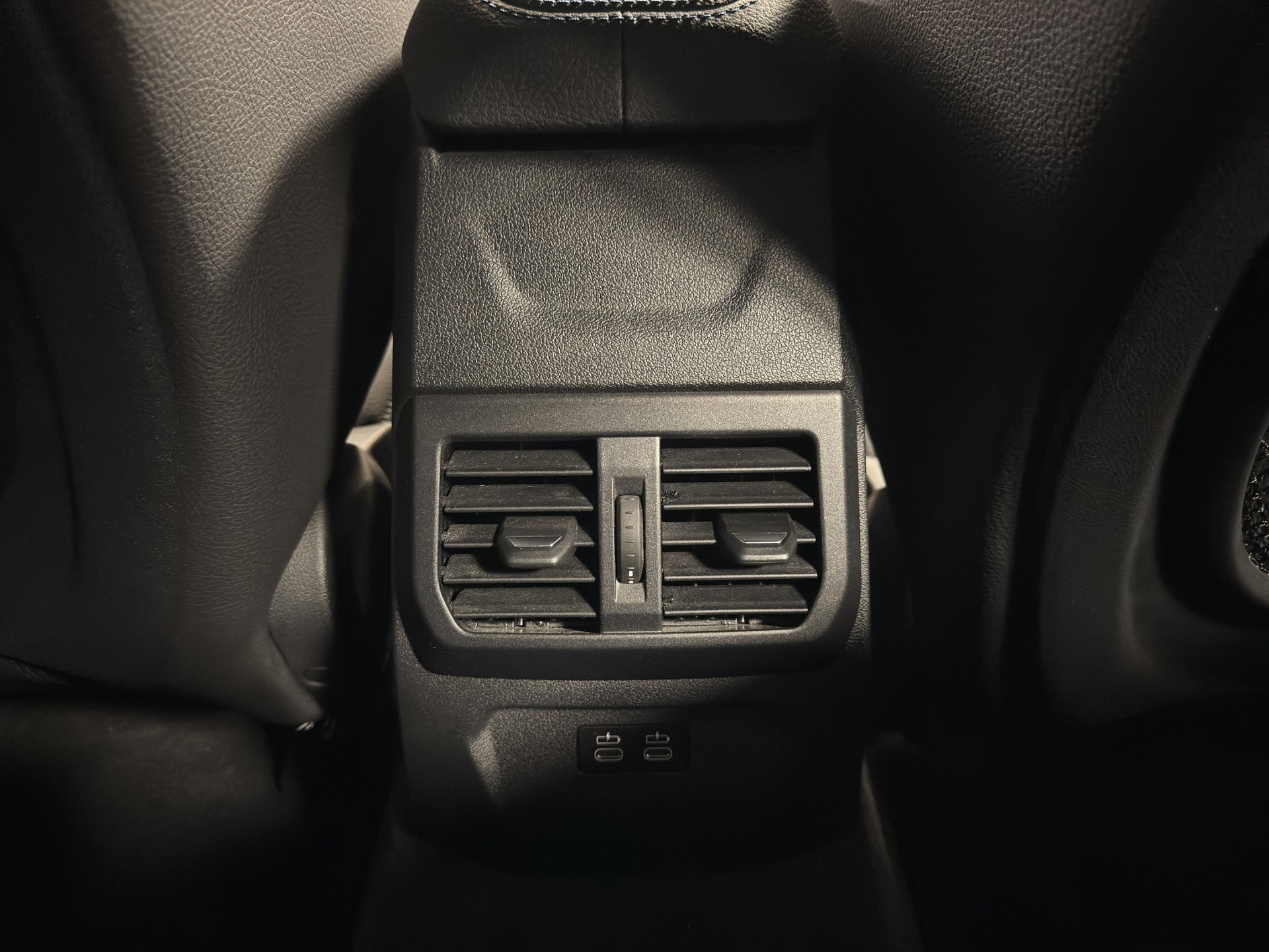 BMW M135i xDrive-image-9