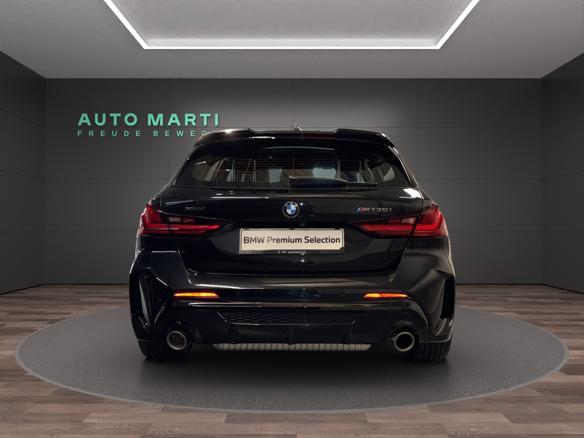 BMW M135i xDrive-image-2