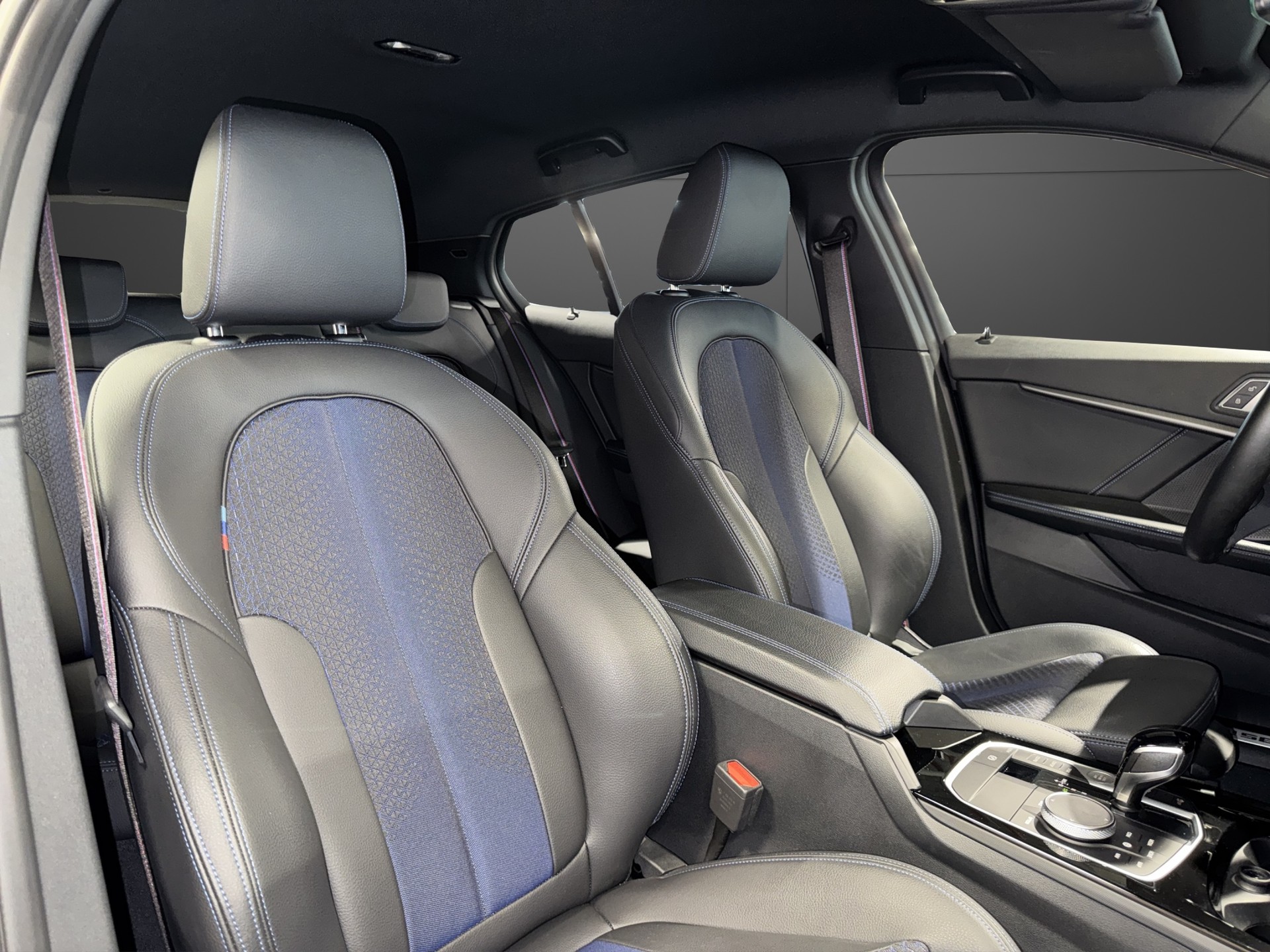 BMW M135i xDrive-image-17