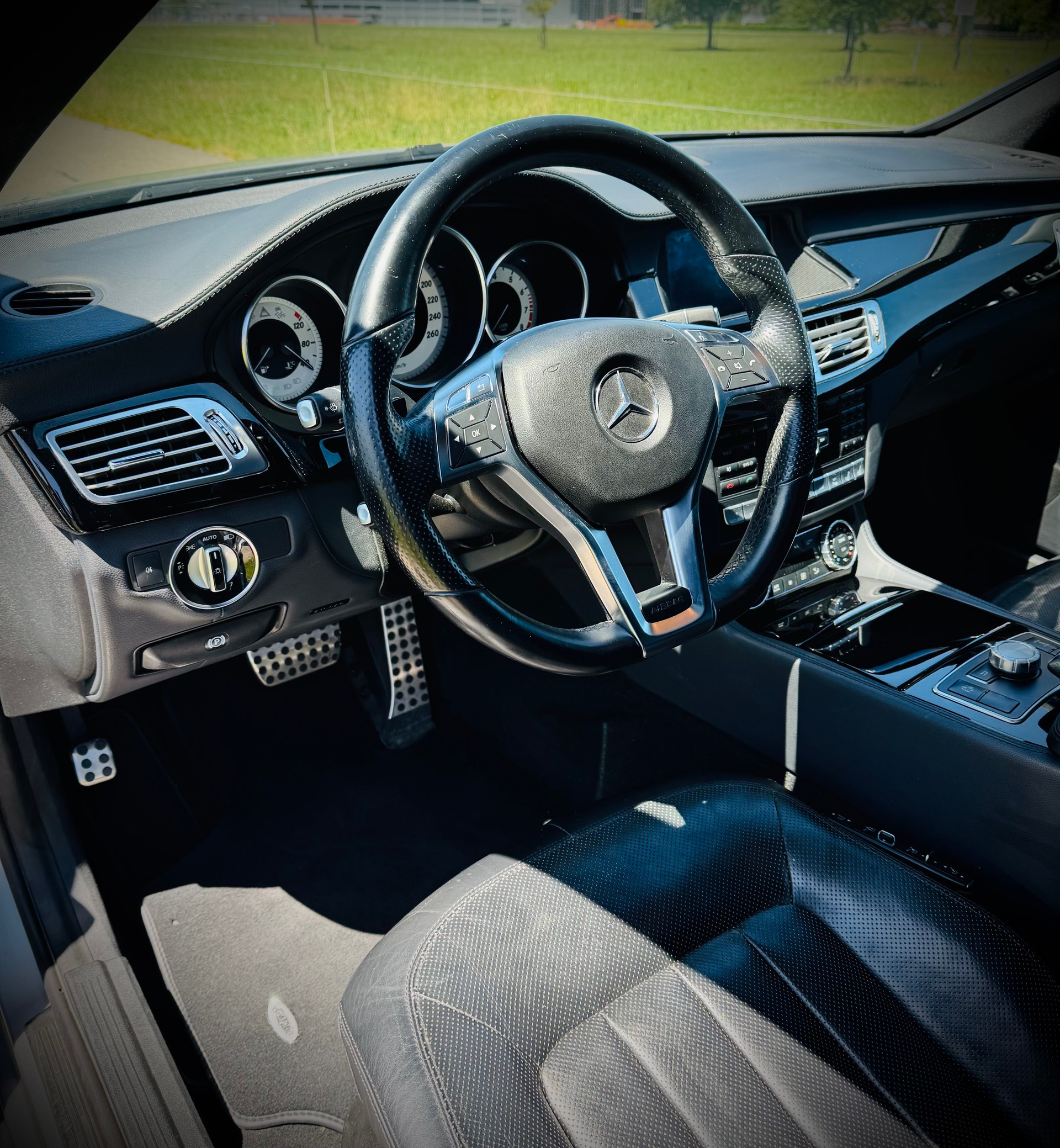 MERCEDES-BENZ CLS Shooting Brake 500 Executive 4Matic 7G-Tronic Massage-image-4