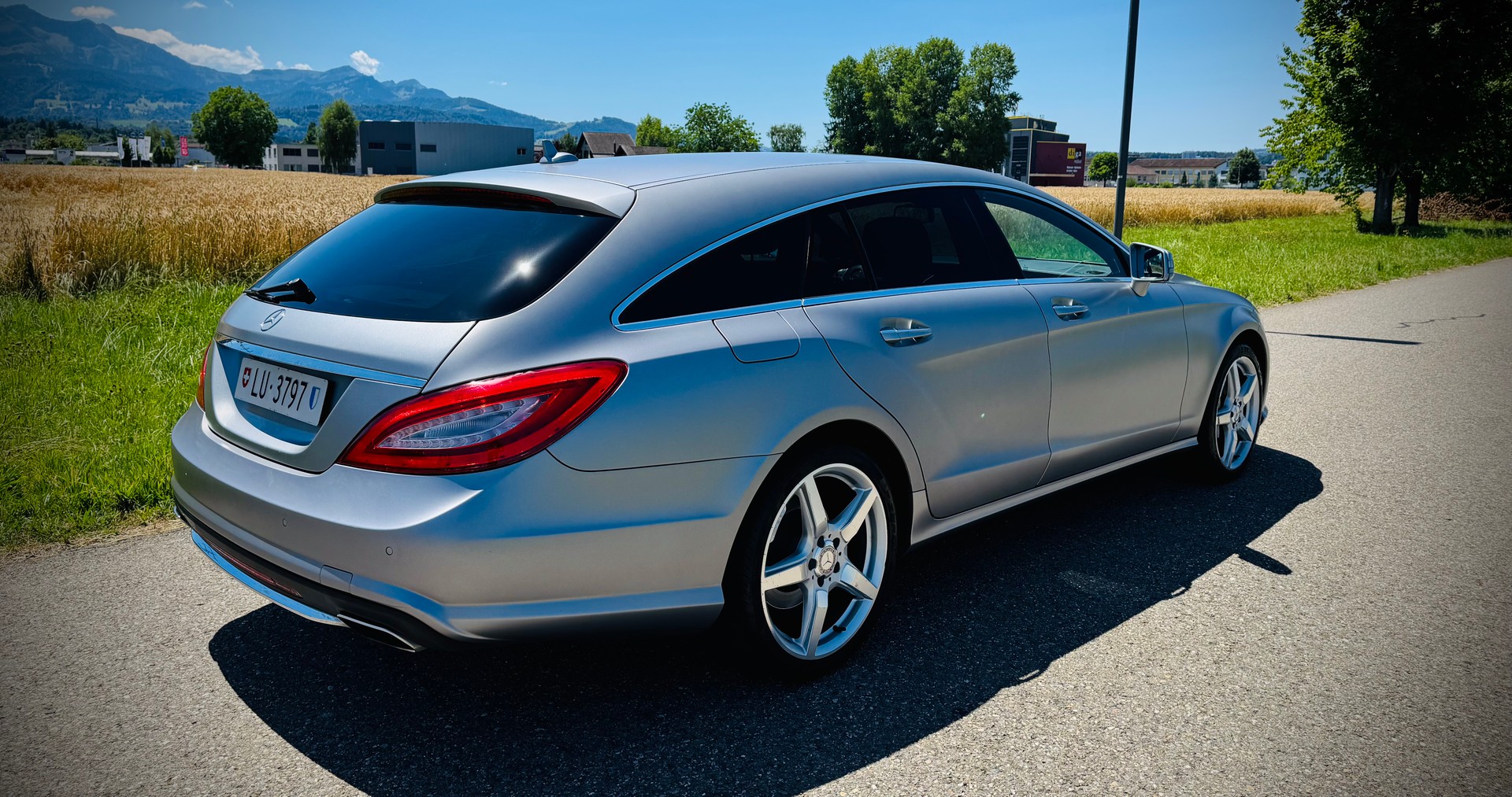 MERCEDES-BENZ CLS Shooting Brake 500 Executive 4Matic 7G-Tronic Massage-image-1