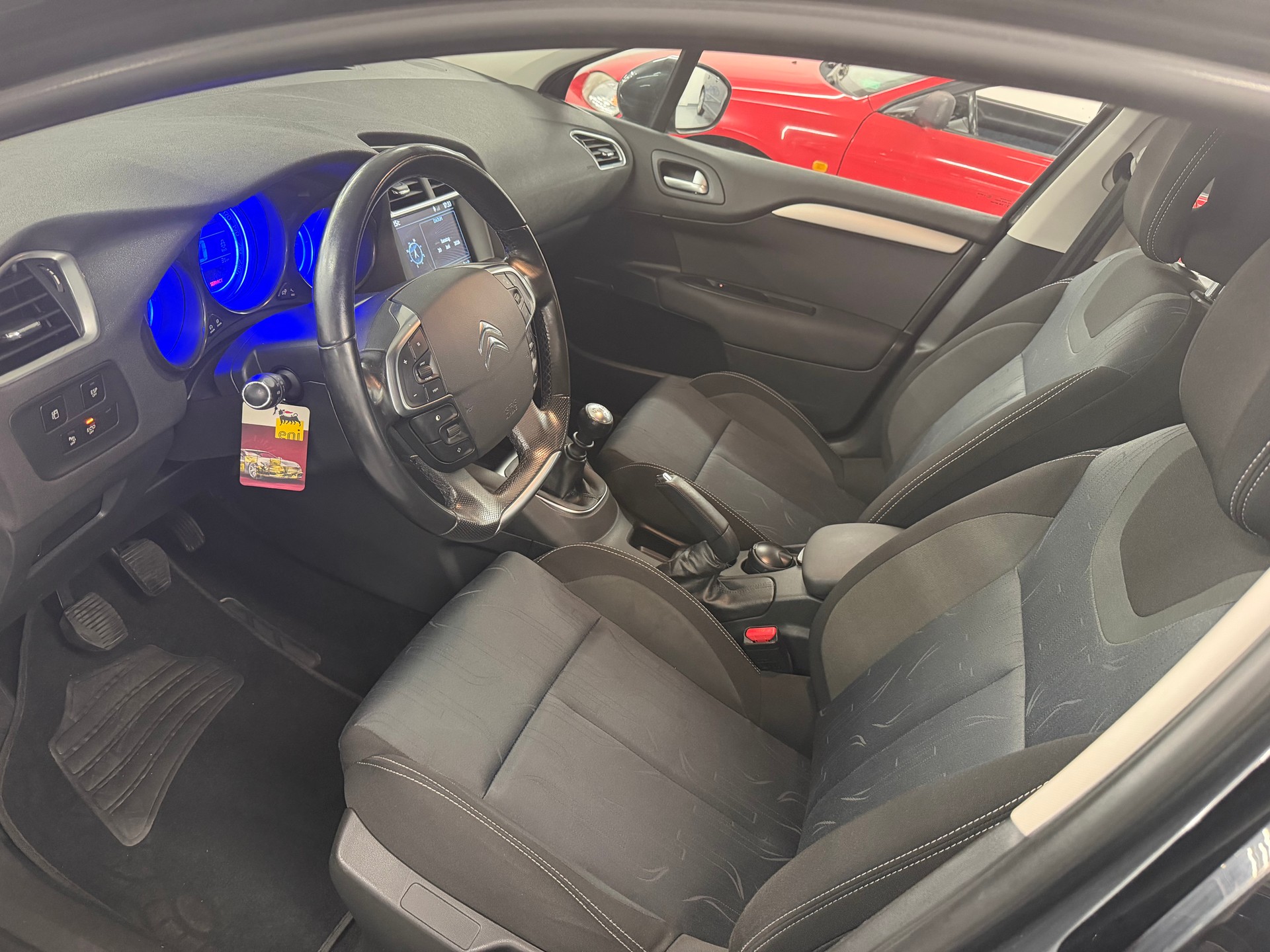 CITROEN C4 Berline 1.6 HDi Séduction-image-4